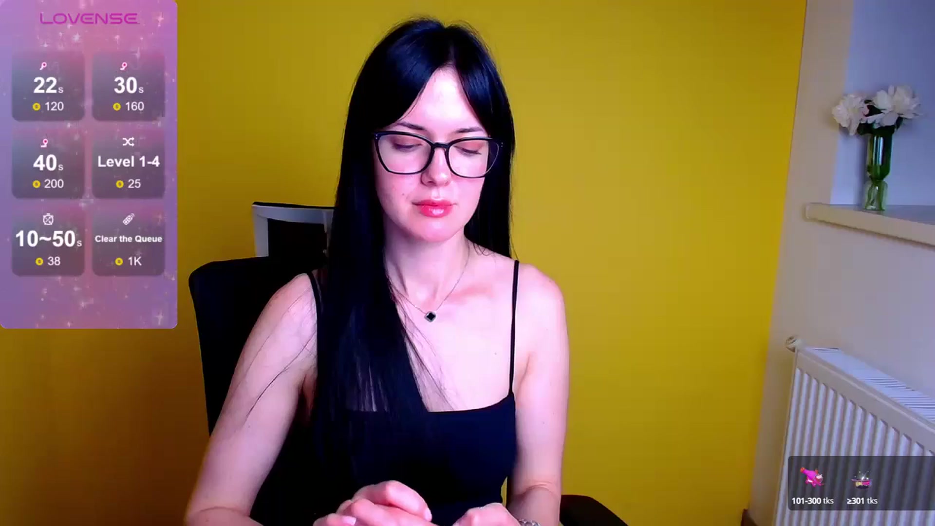Gallery image thumbnail from Black_Red's myfreecams stream on, 05/31/2024, 15:09 image 10 of 20