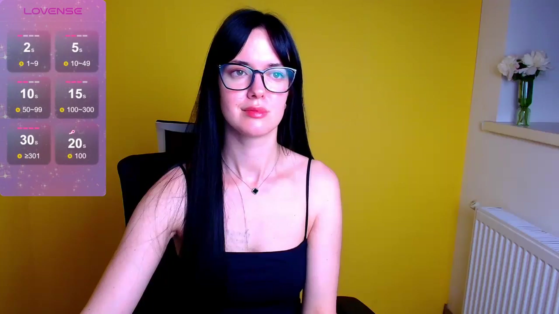 Gallery image thumbnail from Black_Red's myfreecams stream on, 05/31/2024, 15:09 image 16 of 20