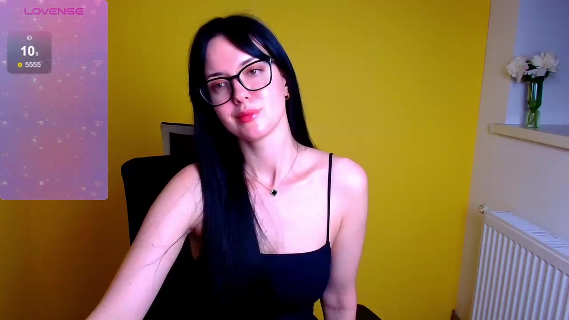 Gallery image thumbnail from Black_Red's myfreecams stream on, 05/31/2024, 15:09 image 11 of 20