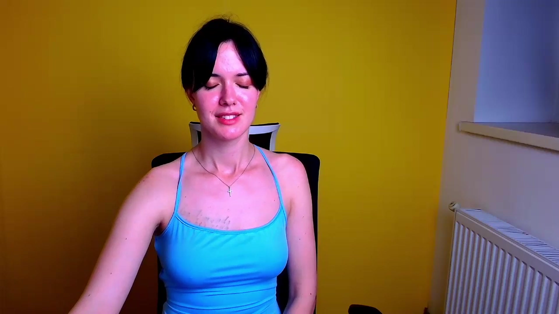 Gallery image thumbnail from Black_Red's myfreecams stream on, 06/06/2024, 10:33 image 2 of 20