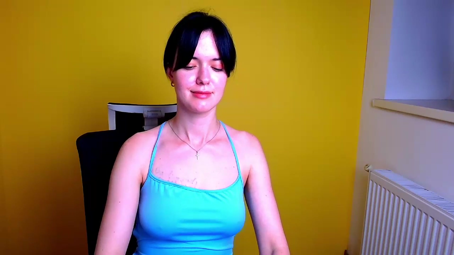 Gallery image thumbnail from Black_Red's myfreecams stream on, 06/06/2024, 10:33 image 8 of 20