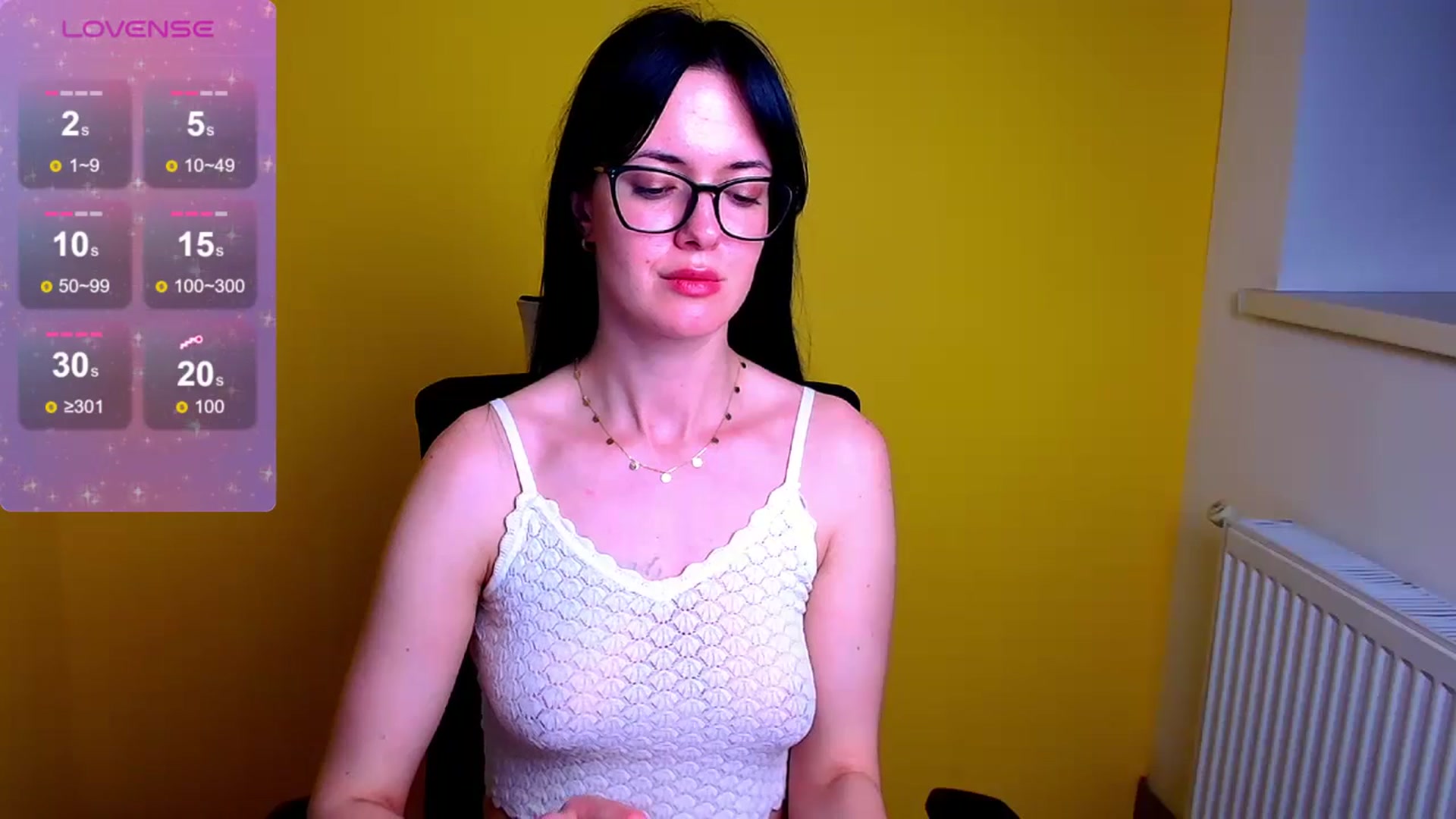 Gallery image thumbnail from Black_Red's myfreecams stream on, 06/08/2024, 12:23 image 13 of 20