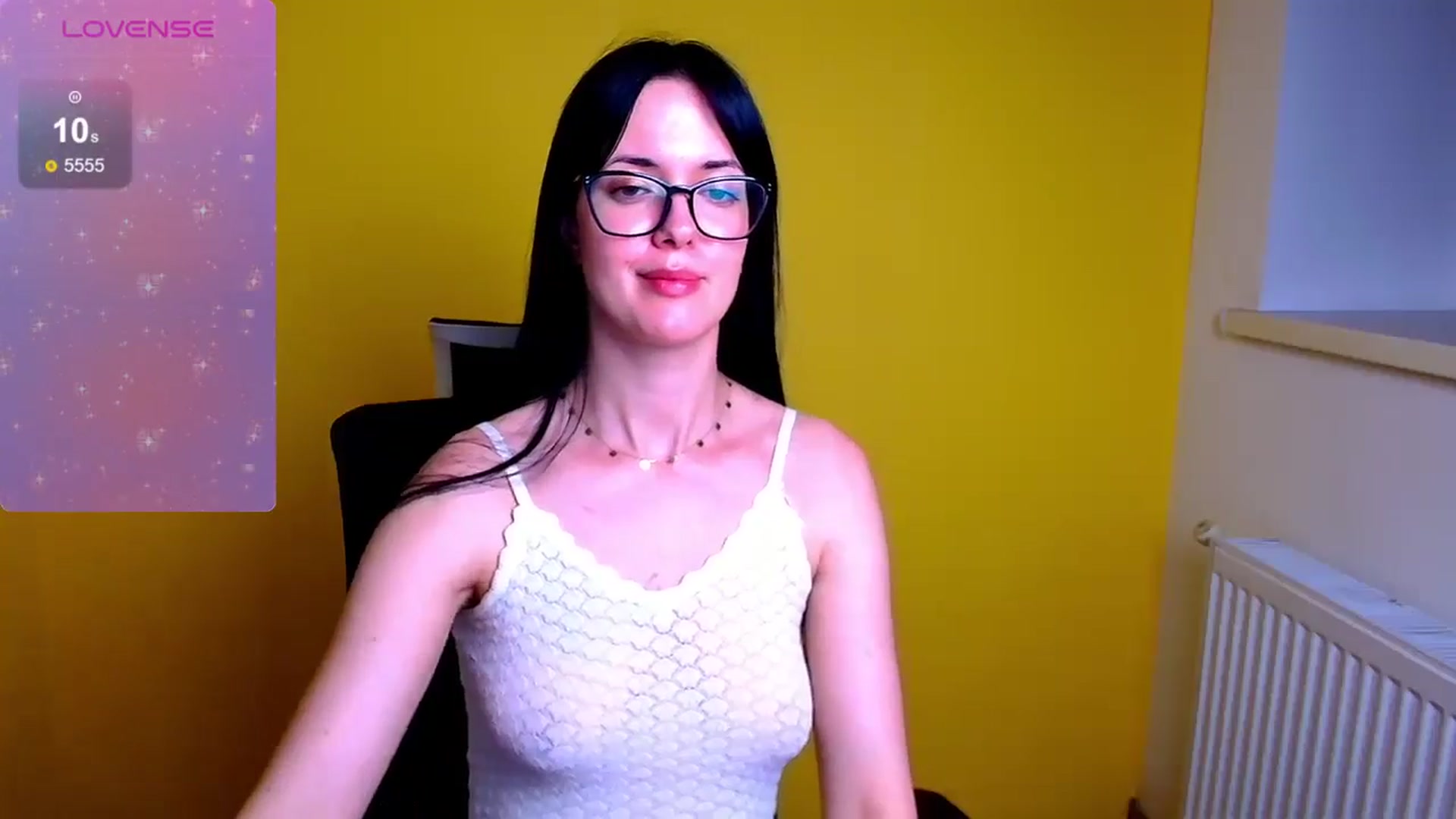 Gallery image thumbnail from Black_Red's myfreecams stream on, 06/08/2024, 13:21 image 15 of 20