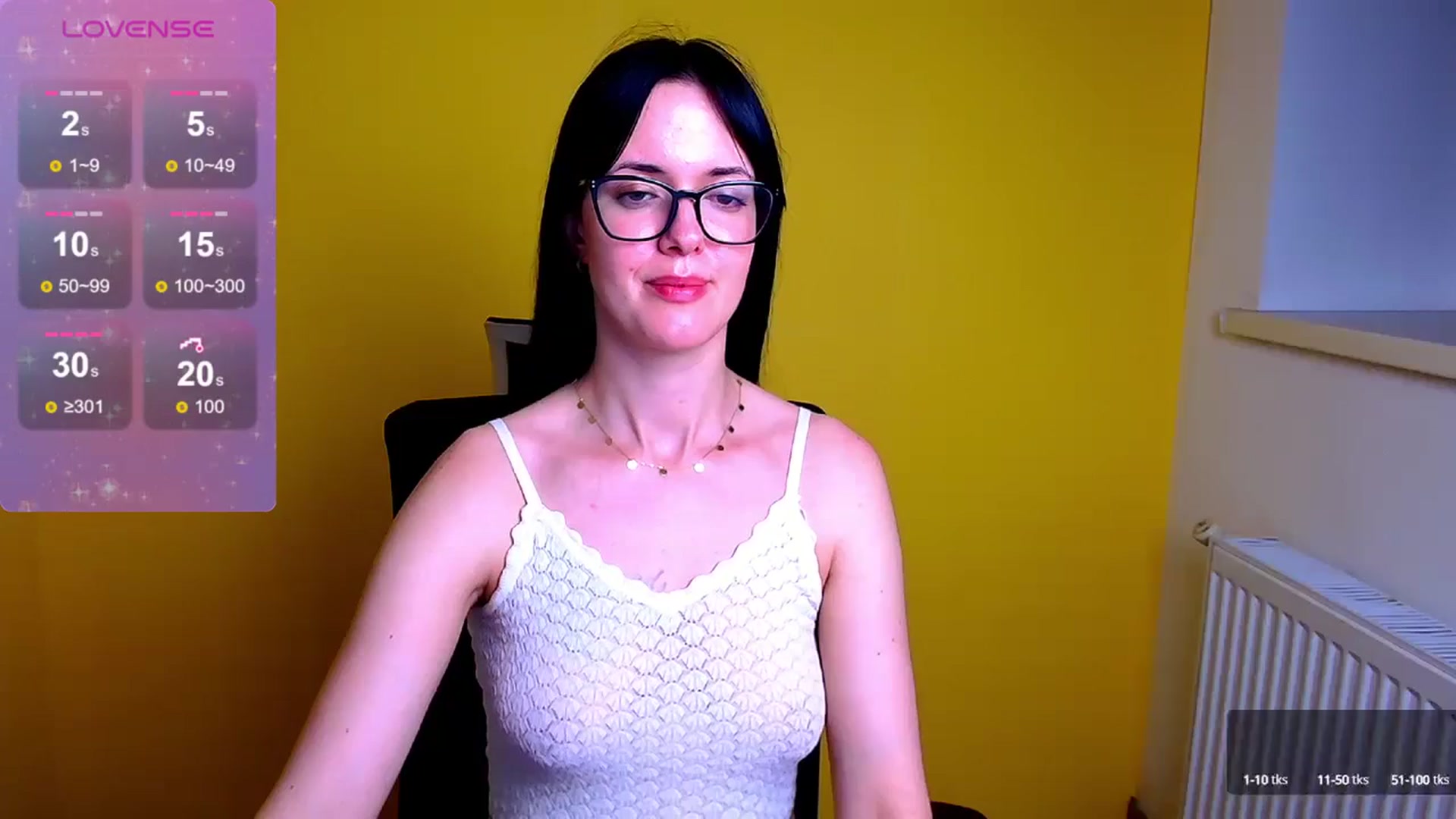 Gallery image thumbnail from Black_Red's myfreecams stream on, 06/08/2024, 13:21 image 10 of 20