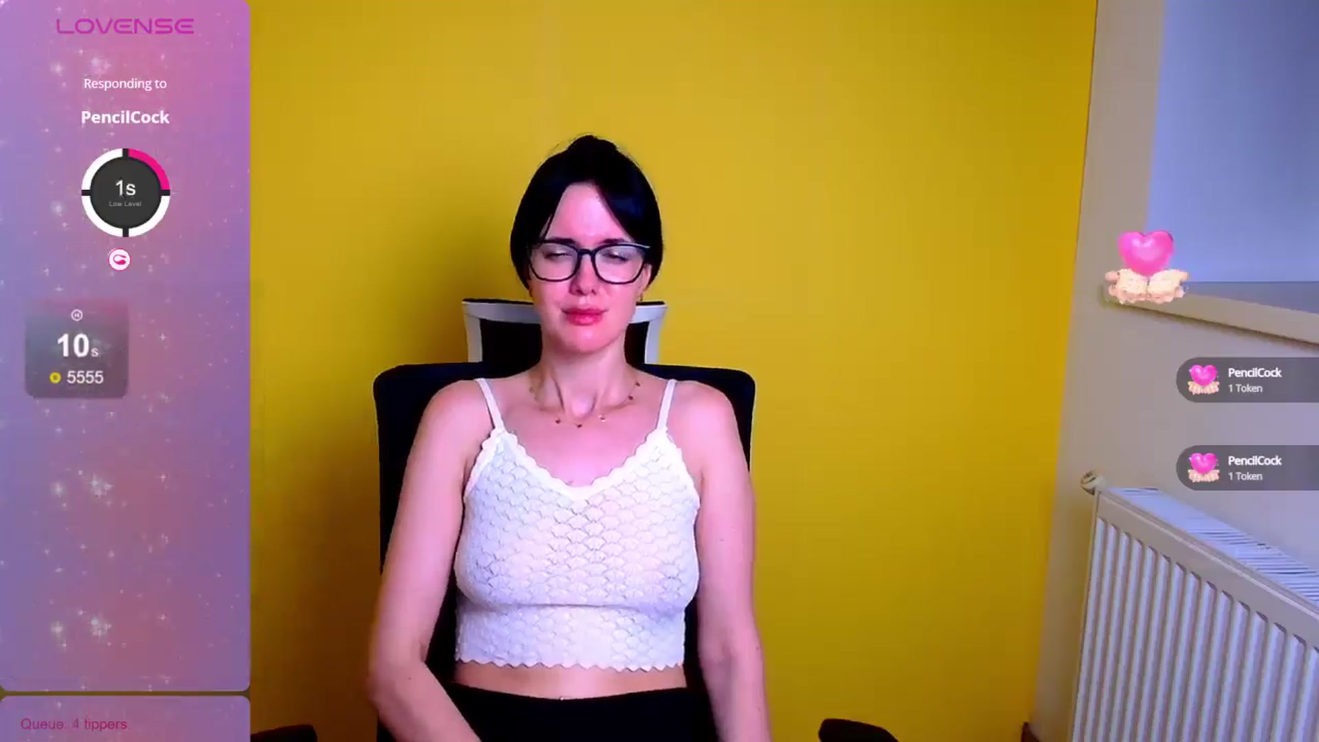 Gallery image thumbnail from Black_Red's myfreecams stream on, 06/08/2024, 13:21 image 3 of 20