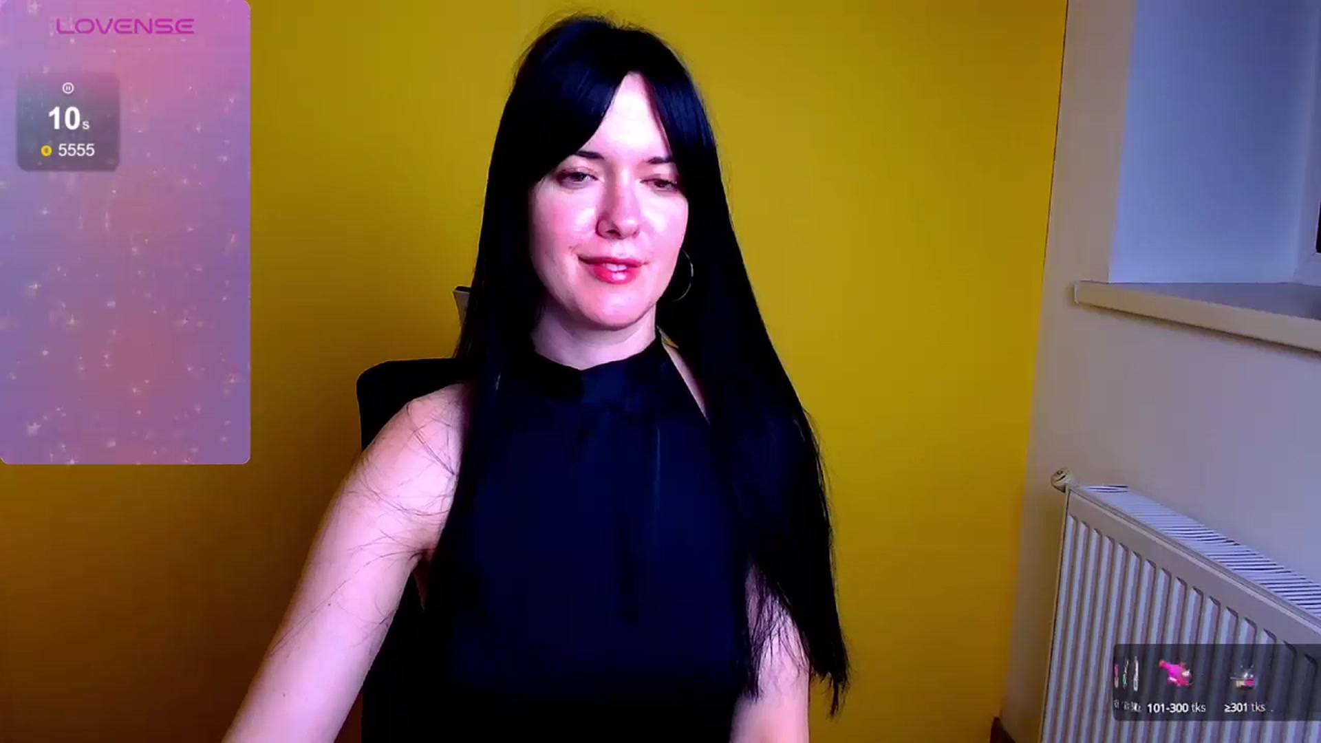 Gallery image thumbnail from Black_Red's myfreecams stream on, 06/13/2024, 13:38 image 11 of 20