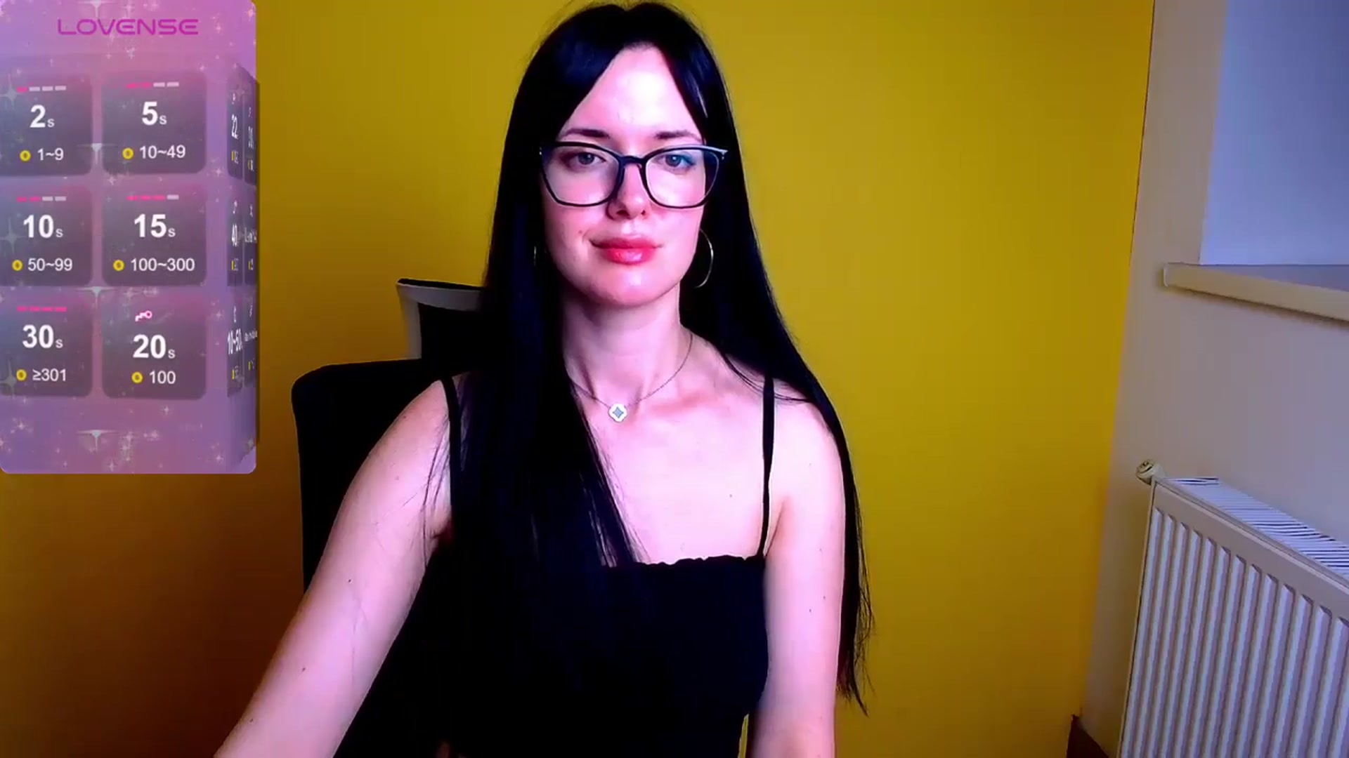 Gallery image thumbnail from Black_Red's myfreecams stream on, 06/17/2024, 18:37 image 19 of 20