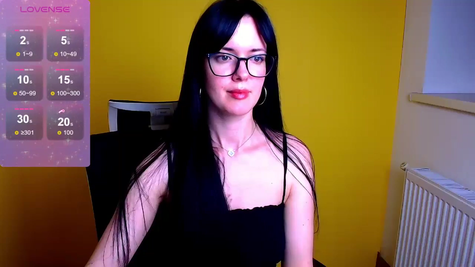 Gallery image thumbnail from Black_Red's myfreecams stream on, 06/17/2024, 18:37 image 3 of 20