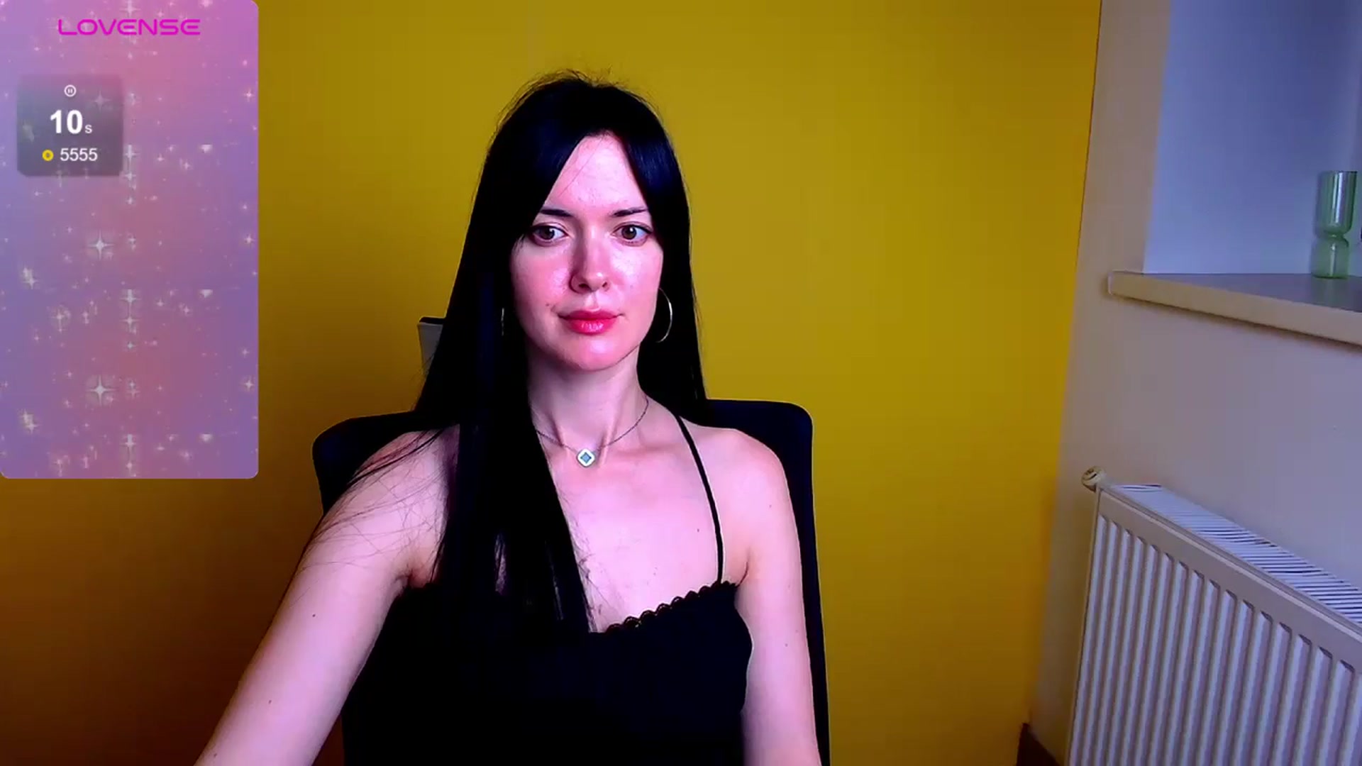 Gallery image thumbnail from Black_Red's myfreecams stream on, 06/21/2024, 15:10 image 18 of 20