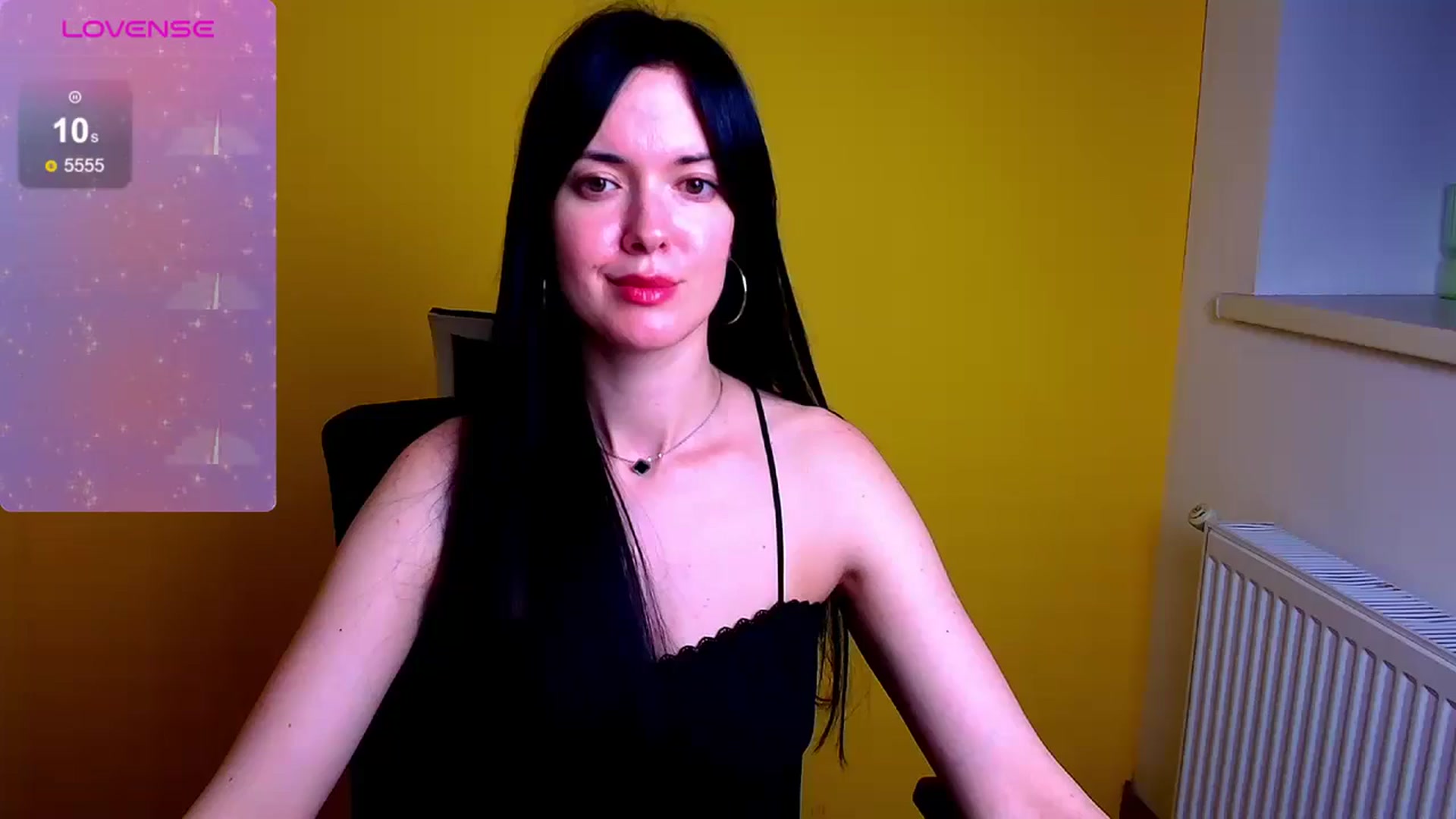 Gallery image thumbnail from Black_Red's myfreecams stream on, 06/21/2024, 15:10 image 5 of 20