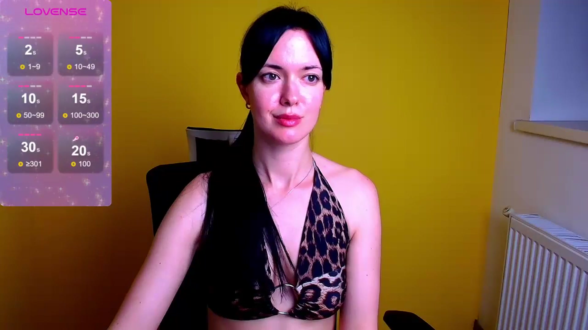 Gallery image thumbnail from Black_Red's myfreecams stream on, 06/23/2024, 10:13 image 19 of 20