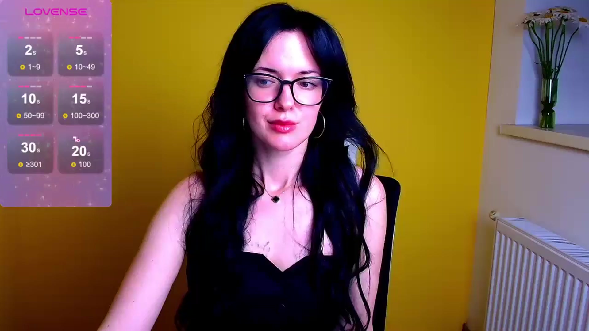 Gallery image thumbnail from Black_Red's myfreecams stream on, 06/26/2024, 17:37 image 3 of 20