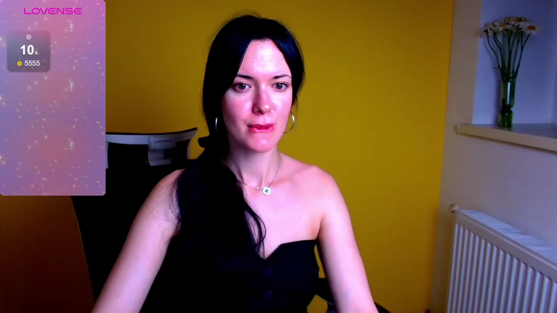 Gallery image thumbnail from Black_Red's myfreecams stream on, 06/27/2024, 13:11 image 1 of 20