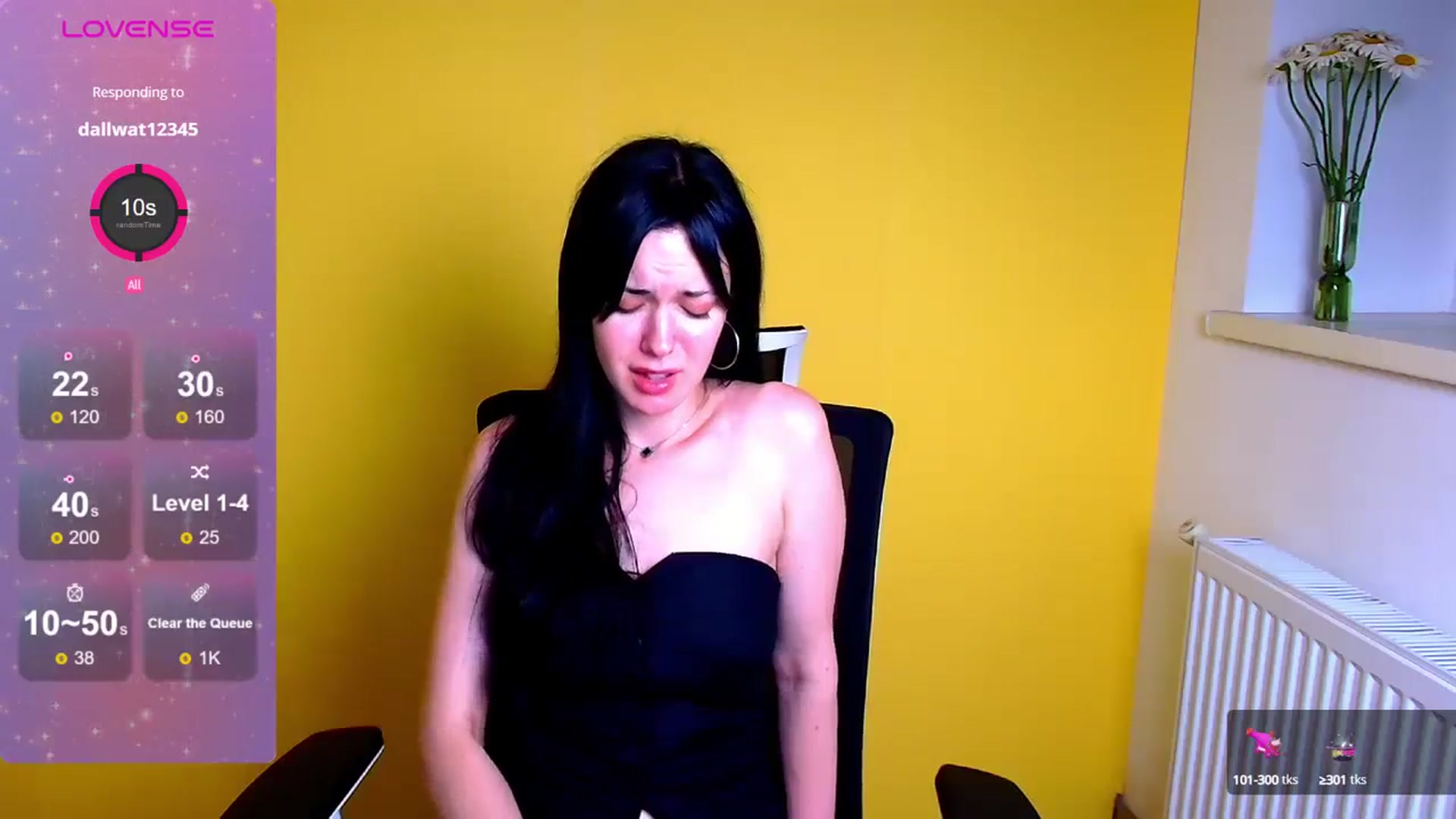 Gallery image thumbnail from Black_Red's myfreecams stream on, 06/27/2024, 13:52 image 12 of 20