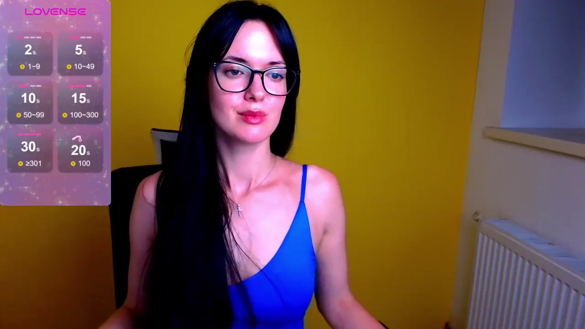Gallery image thumbnail from Black_Red's myfreecams stream on, 07/07/2024, 10:14 image 10 of 20