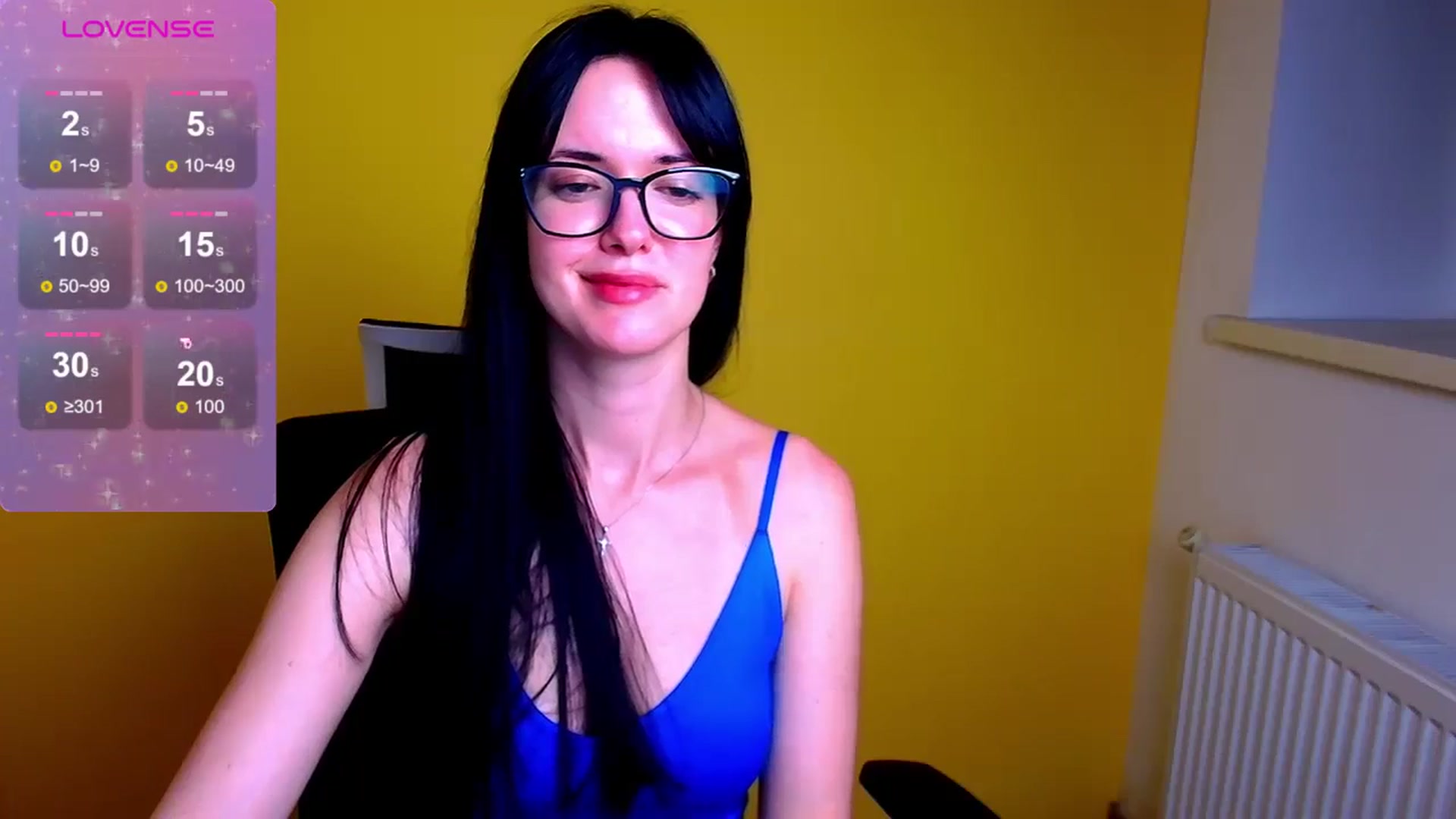 Gallery image thumbnail from Black_Red's myfreecams stream on, 07/07/2024, 10:14 image 16 of 20