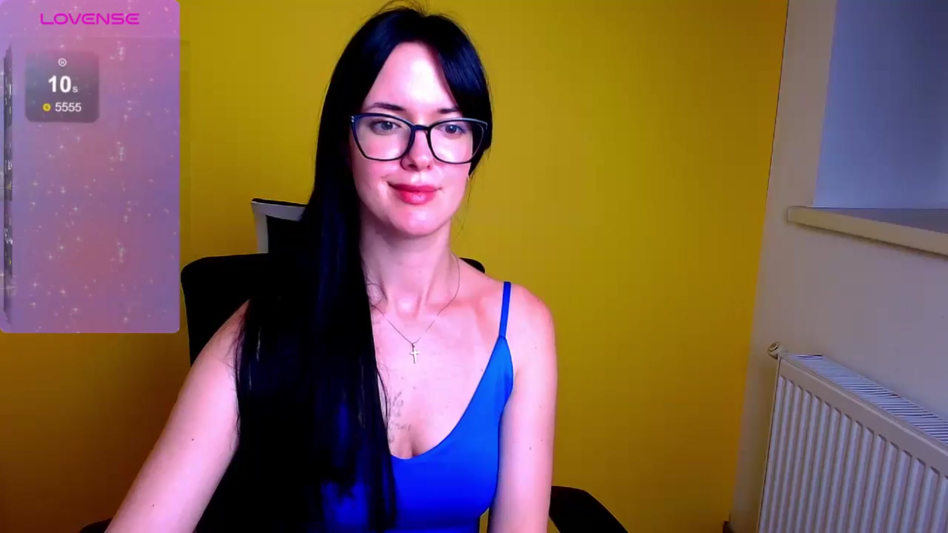 Gallery image thumbnail from Black_Red's myfreecams stream on, 07/07/2024, 10:50 image 17 of 20