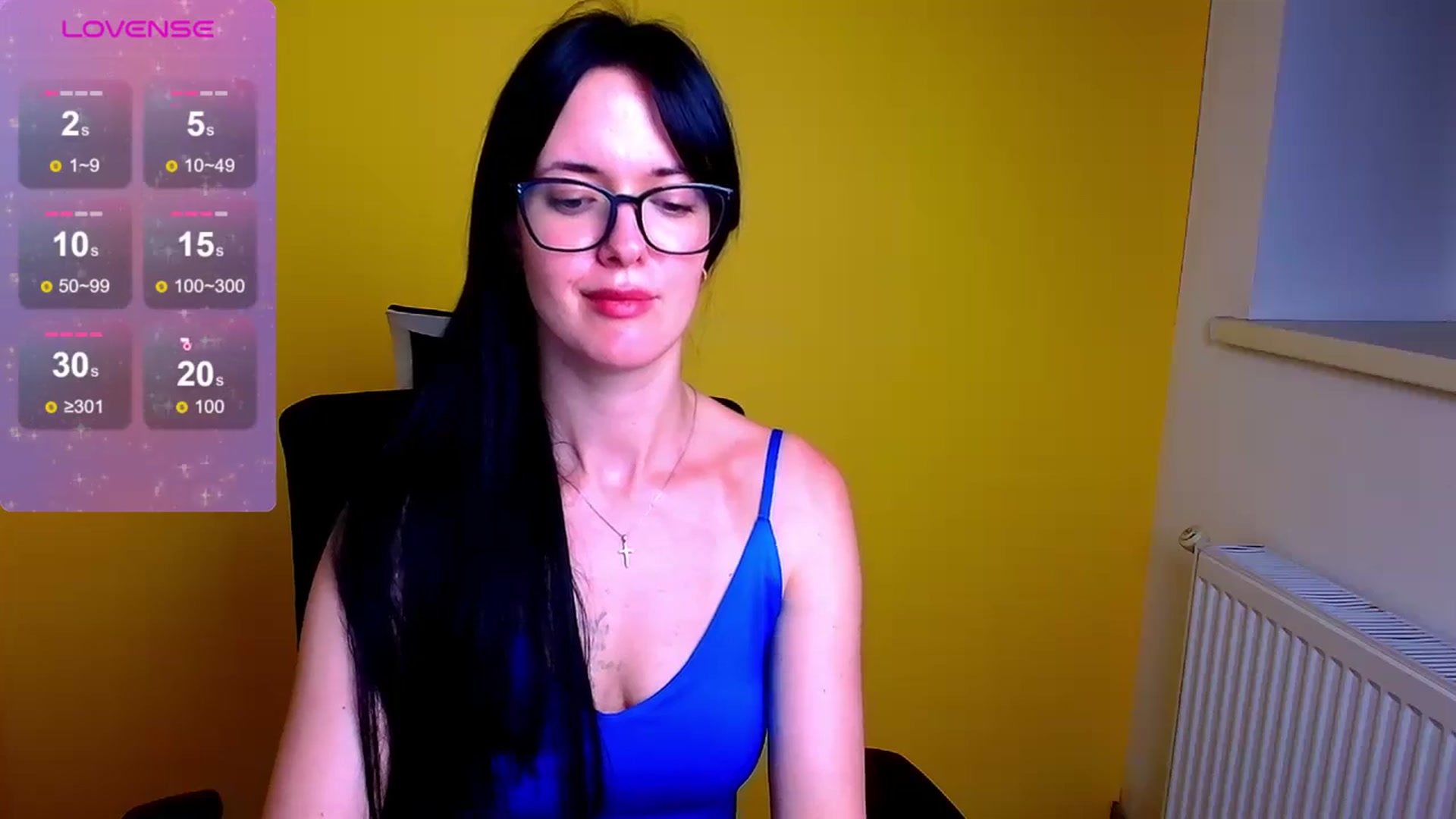 Gallery image thumbnail from Black_Red's myfreecams stream on, 07/07/2024, 10:50 image 16 of 20