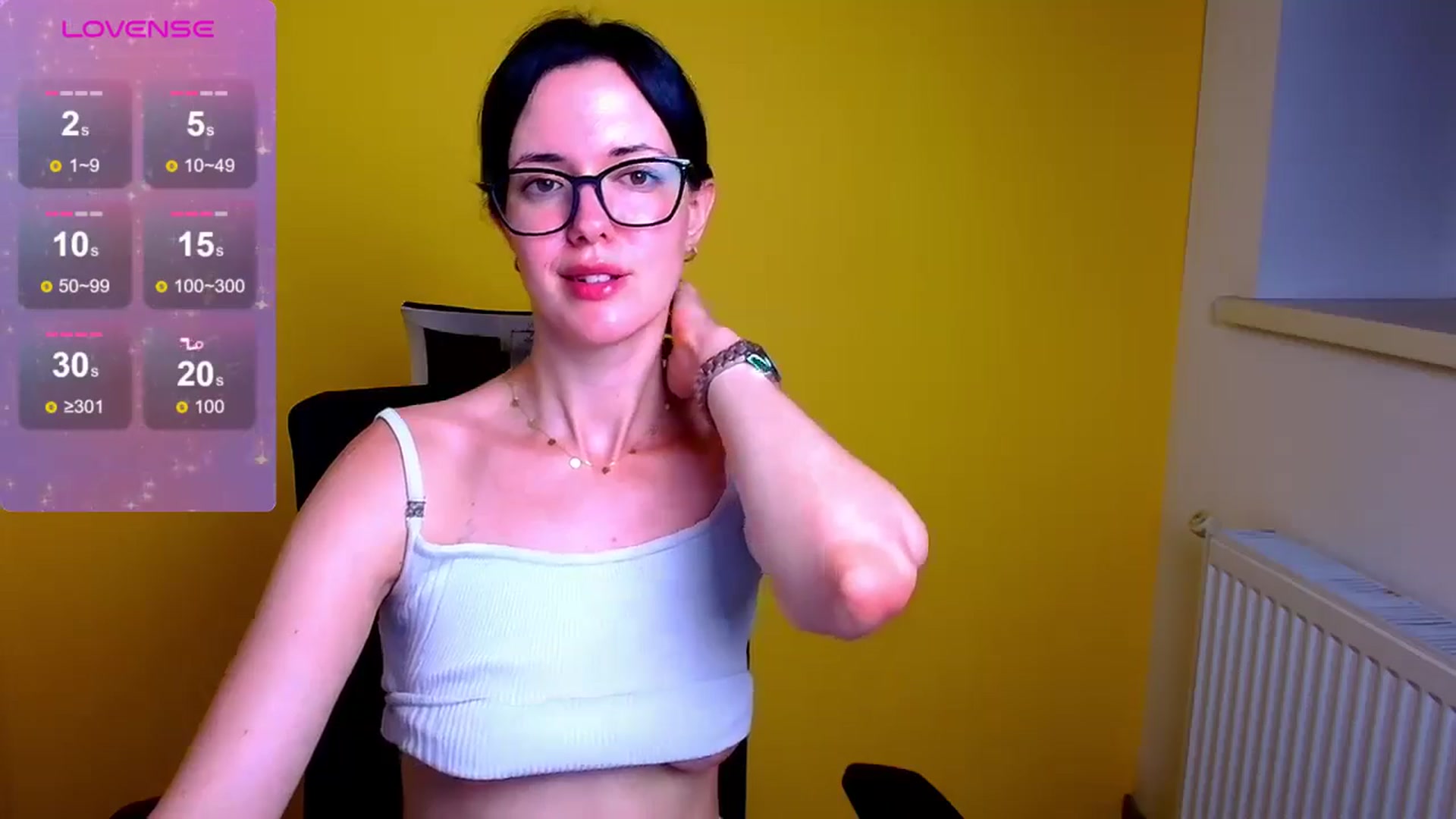 Gallery image thumbnail from Black_Red's myfreecams stream on, 07/14/2024, 10:56 image 6 of 20
