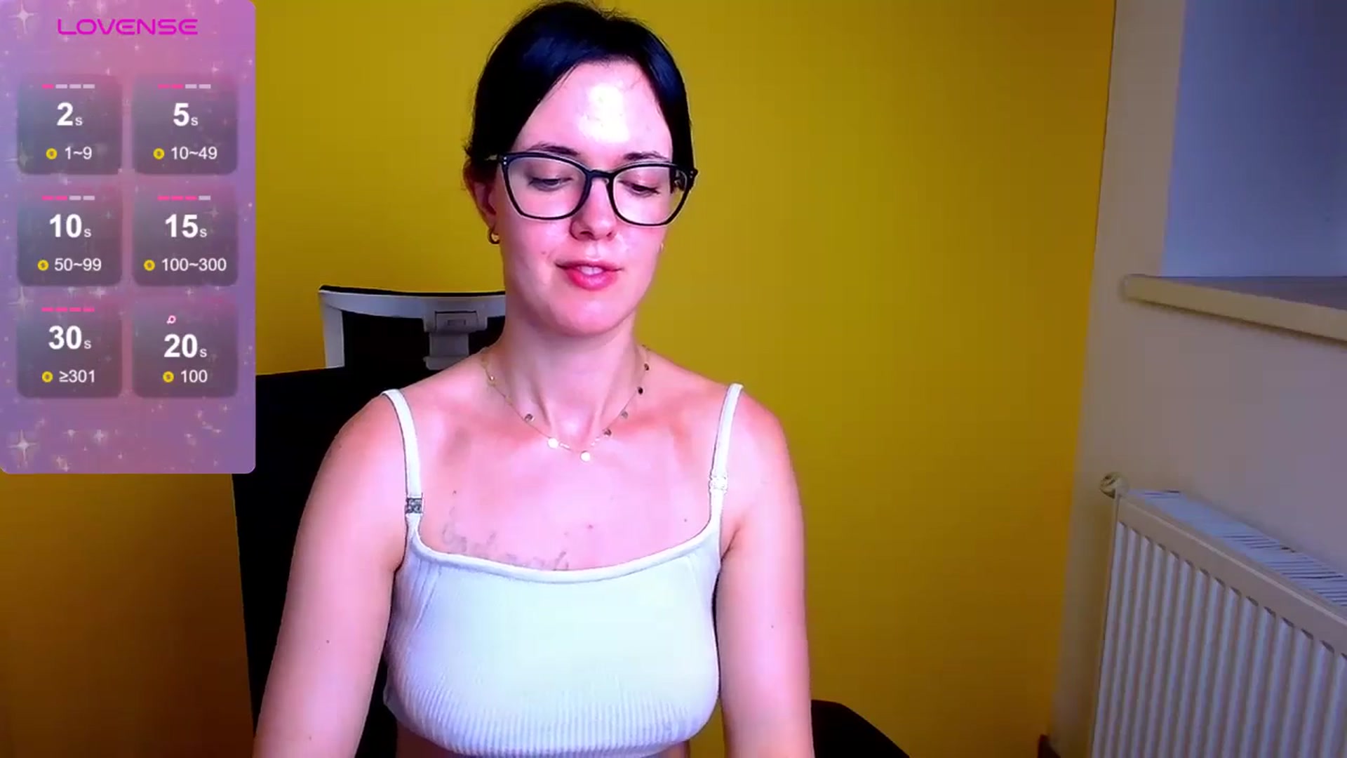 Gallery image thumbnail from Black_Red's myfreecams stream on, 07/14/2024, 10:56 image 20 of 20