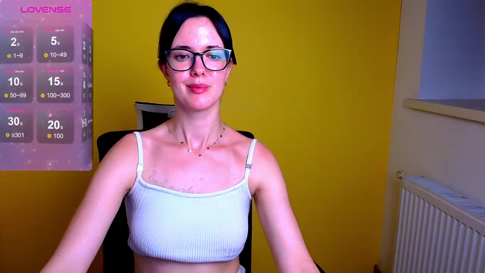Gallery image thumbnail from Black_Red's myfreecams stream on, 07/14/2024, 10:56 image 17 of 20