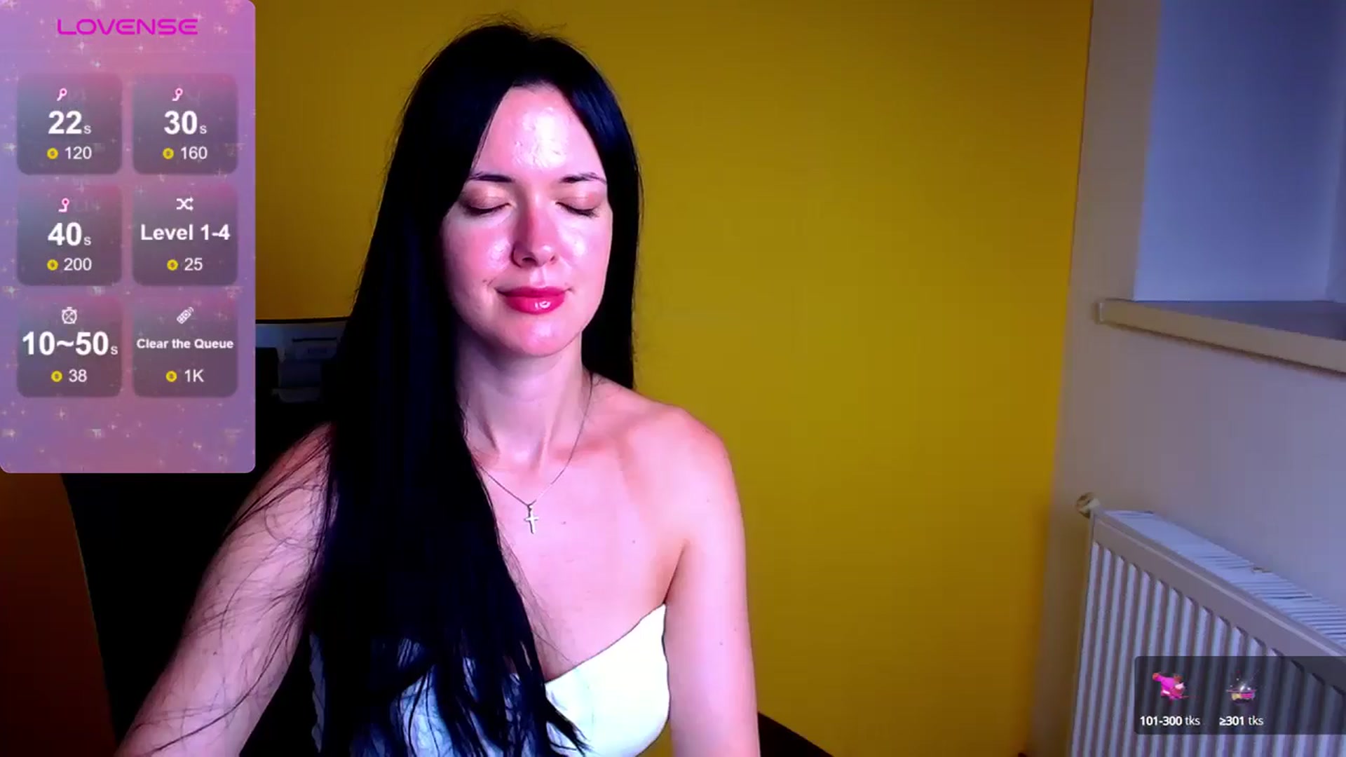 Gallery image thumbnail from Black_Red's myfreecams stream on, 07/18/2024, 13:04 image 6 of 20