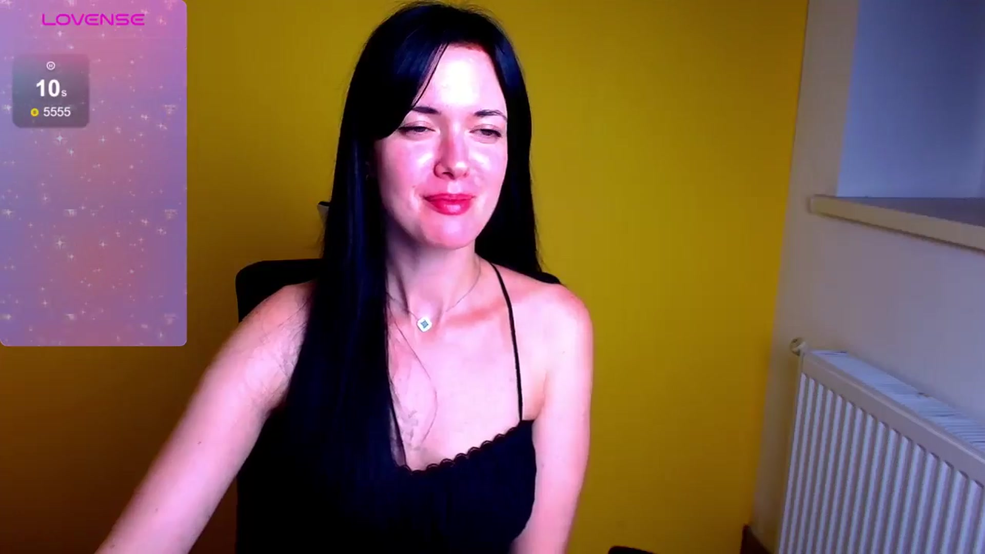 Gallery image thumbnail from Black_Red's myfreecams stream on, 07/22/2024, 21:32 image 15 of 20