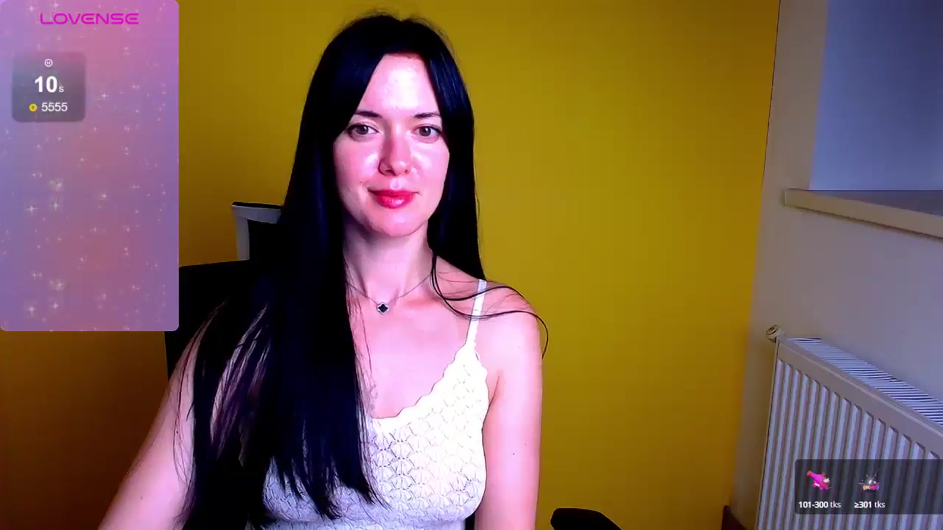 Gallery image thumbnail from Black_Red's myfreecams stream on, 07/23/2024, 24:31 image 9 of 20
