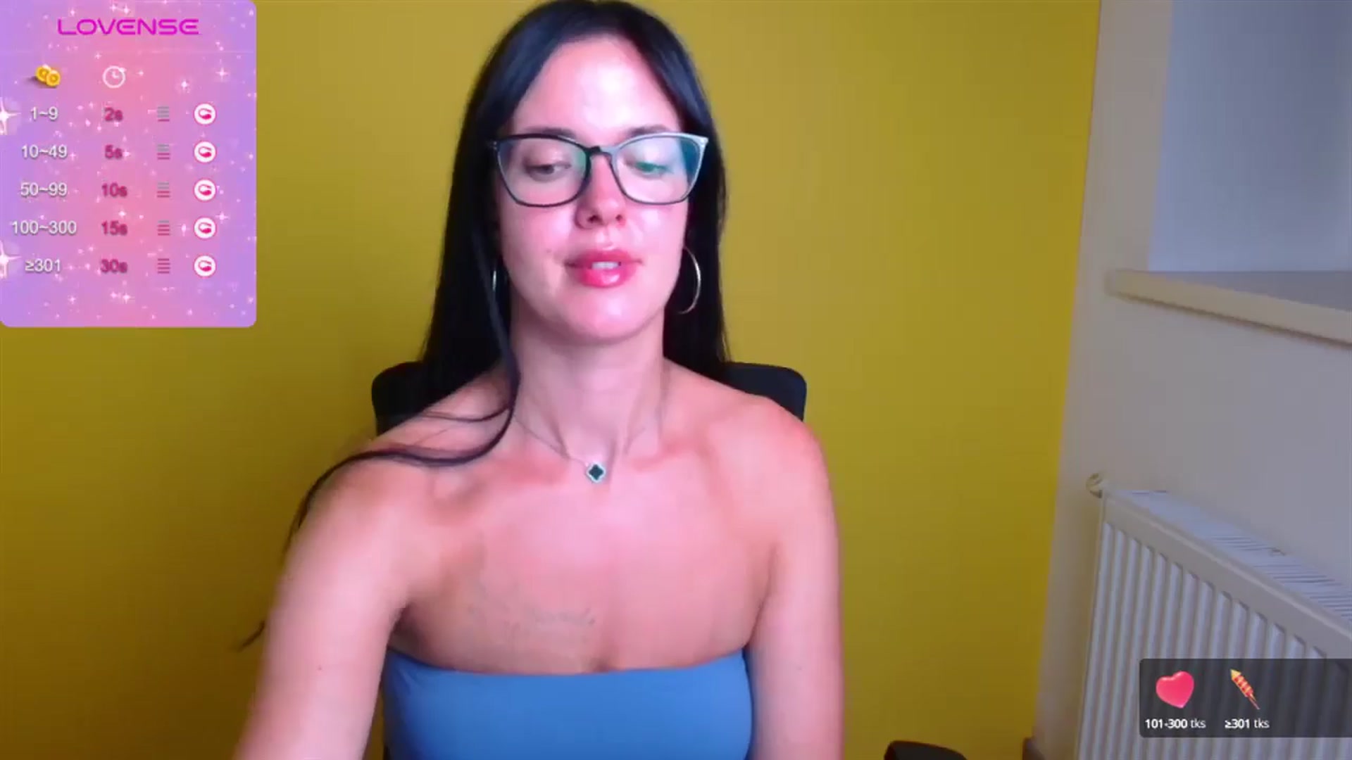 Gallery image thumbnail from Black_Red's myfreecams stream on, 08/14/2024, 22:35 image 9 of 20