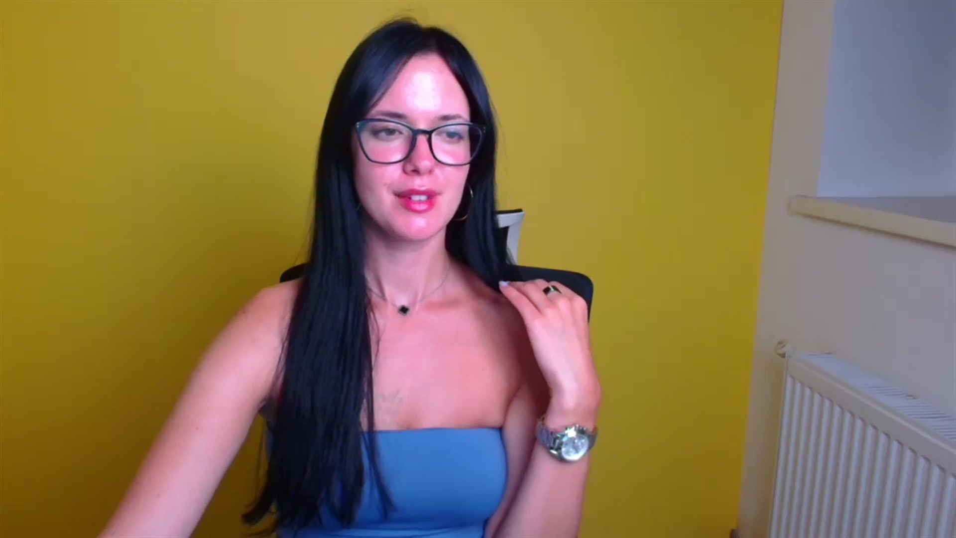 Gallery image thumbnail from Black_Red's myfreecams stream on, 08/15/2024, 24:49 image 8 of 20