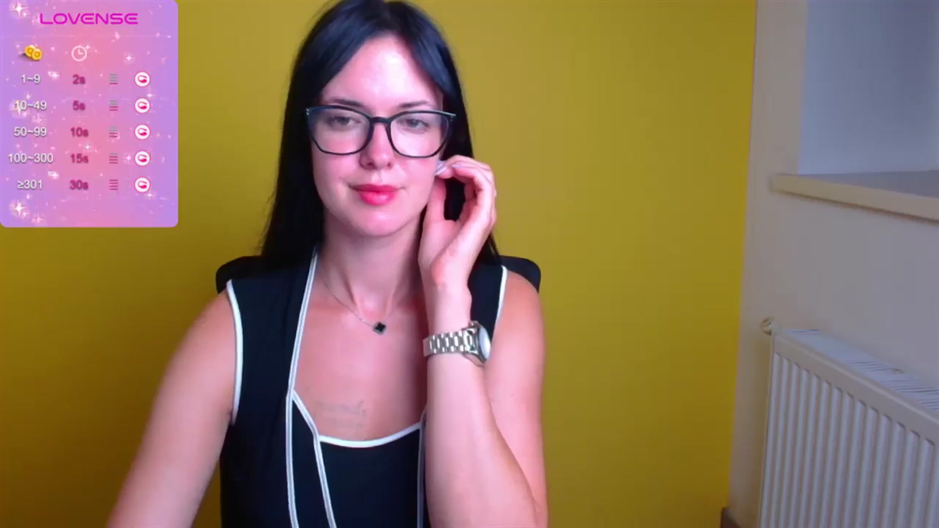 Gallery image thumbnail from Black_Red's myfreecams stream on, 08/15/2024, 14:18 image 20 of 20