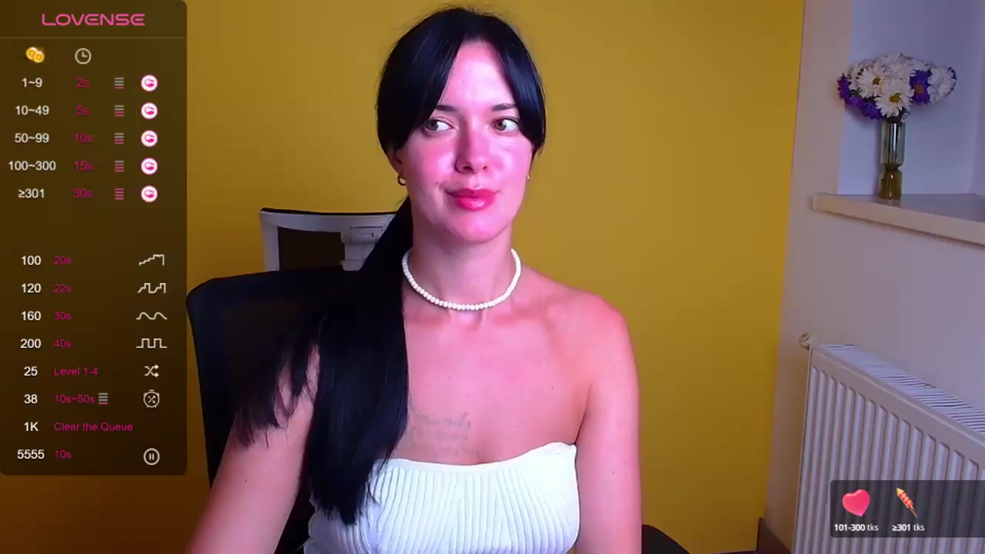 Gallery image thumbnail from Black_Red's myfreecams stream on, 08/24/2024, 08:21 image 17 of 20