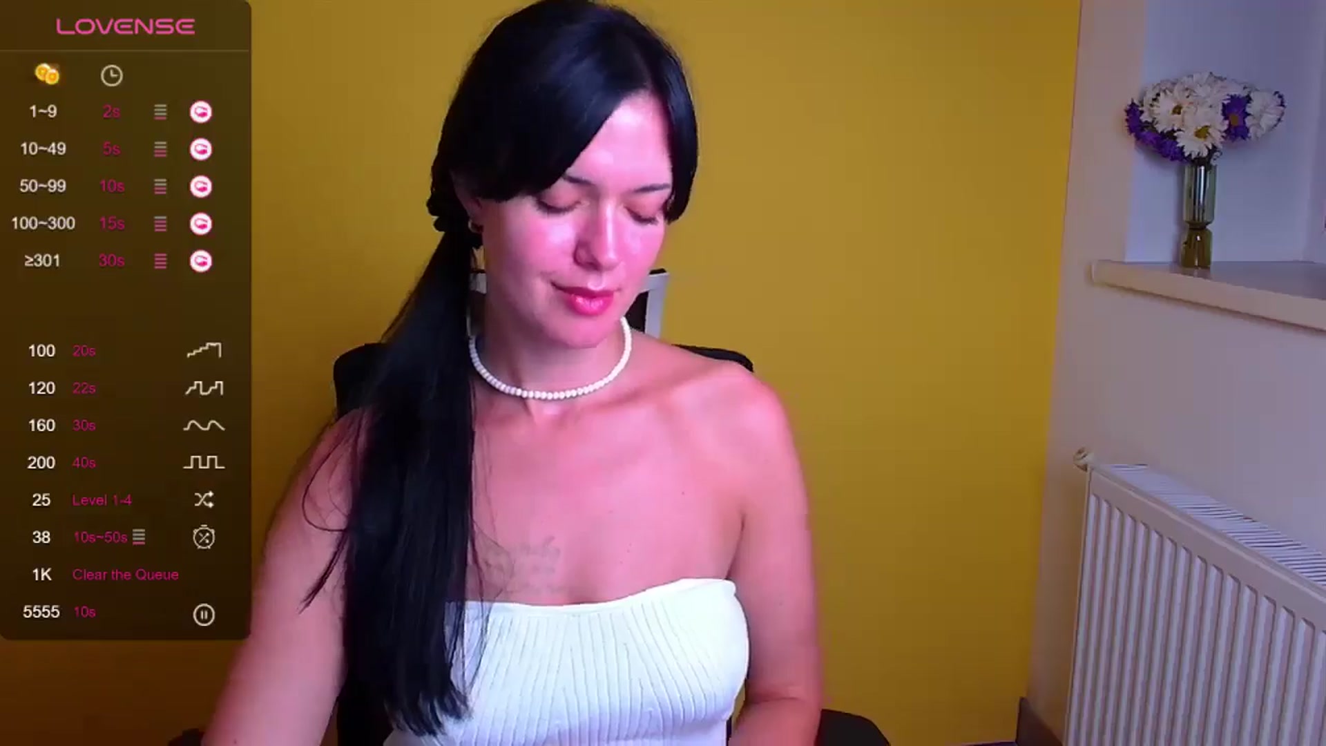 Gallery image thumbnail from Black_Red's myfreecams stream on, 08/24/2024, 09:16 image 18 of 20