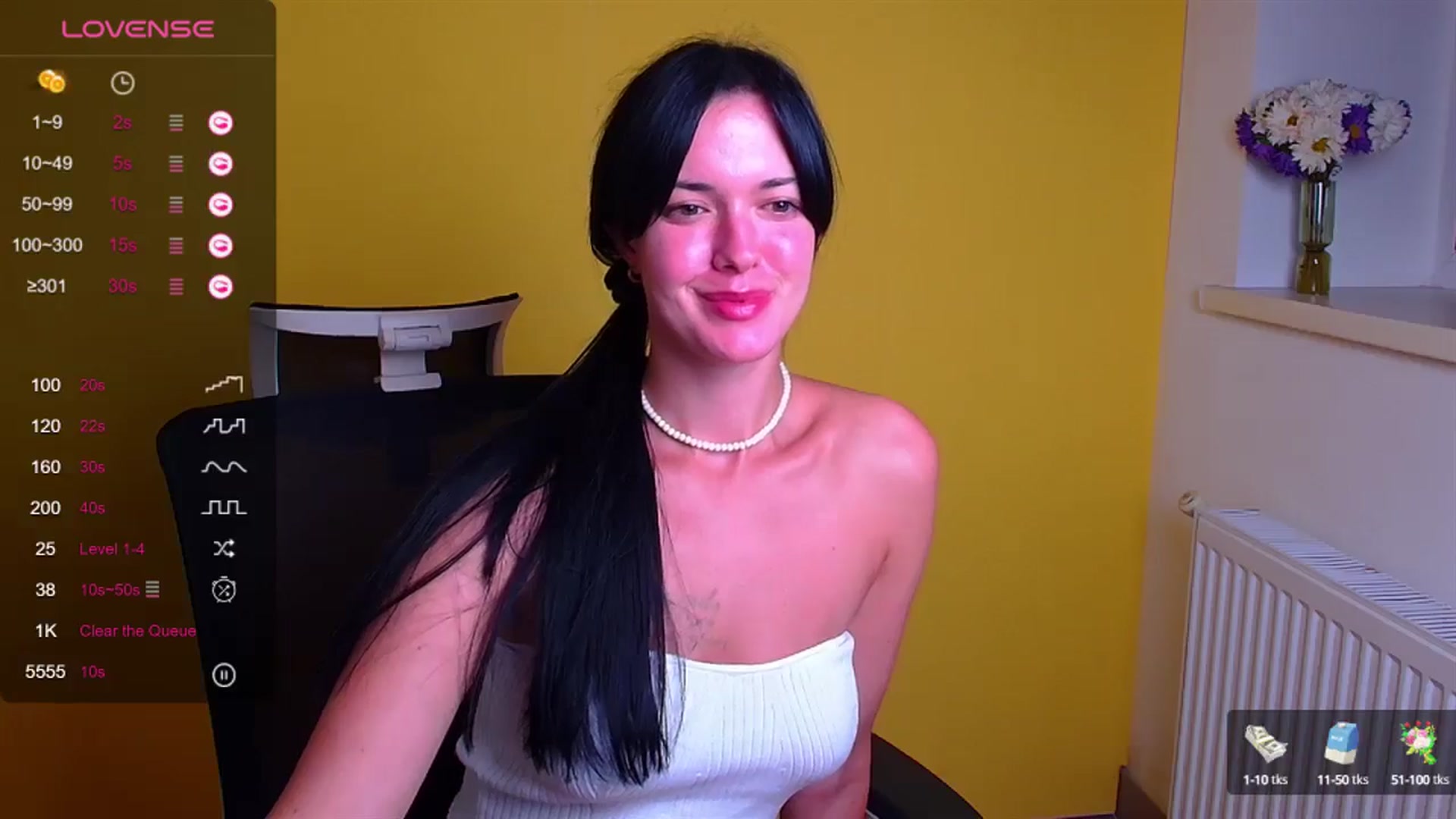 Gallery image thumbnail from Black_Red's myfreecams stream on, 08/24/2024, 09:16 image 17 of 20
