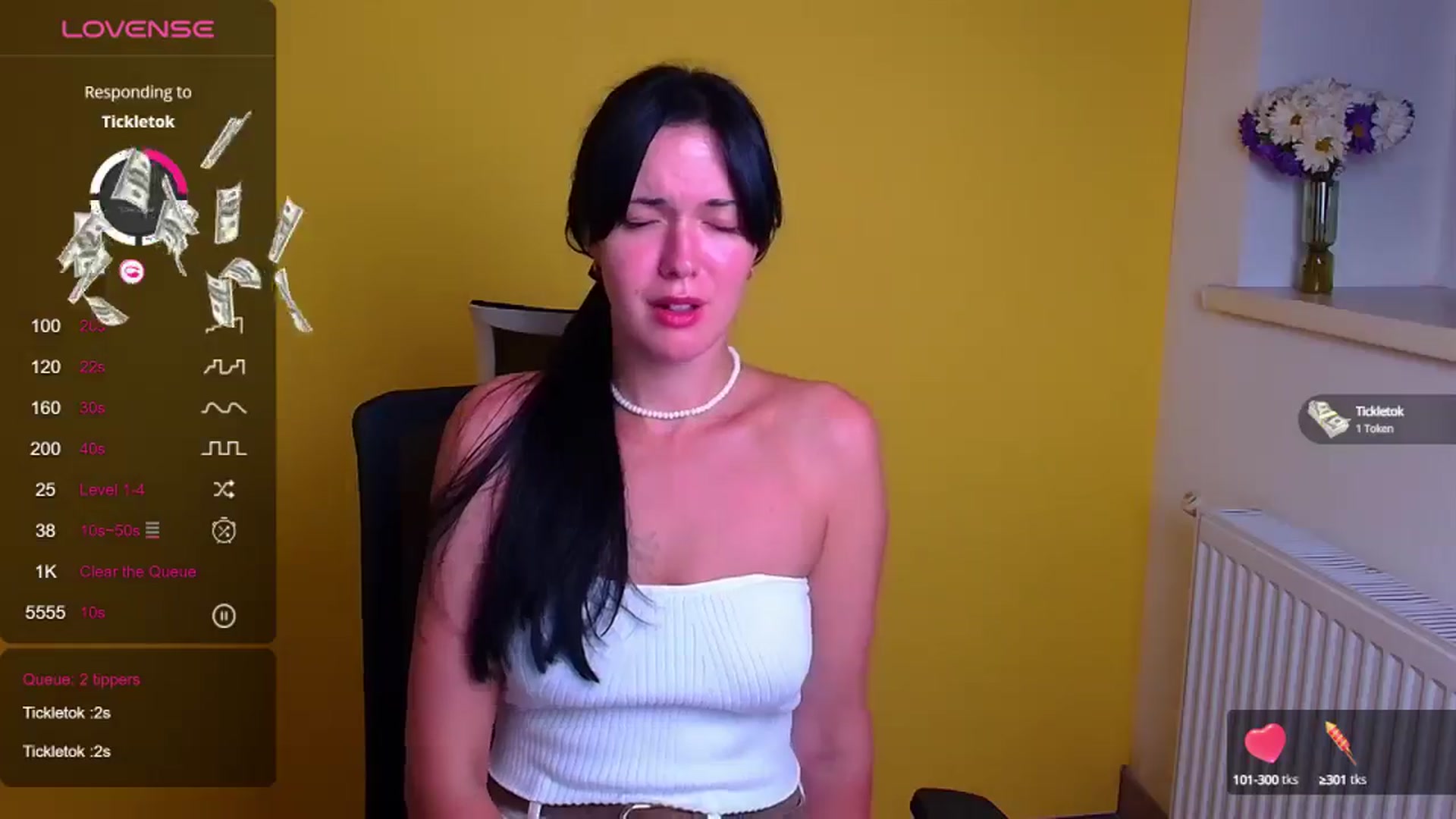 Gallery image thumbnail from Black_Red's myfreecams stream on, 08/24/2024, 10:05 image 13 of 20