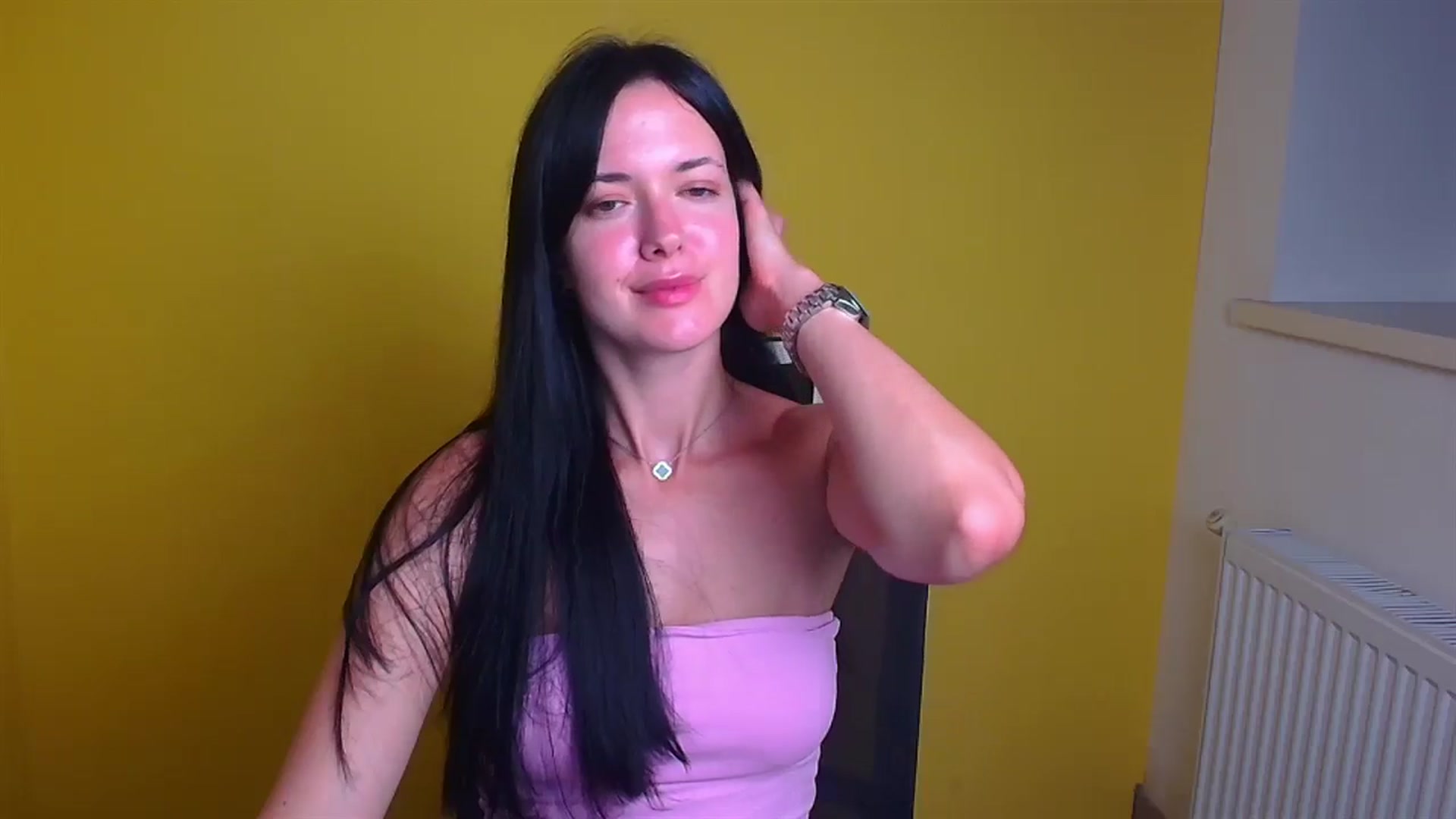 Gallery image thumbnail from Black_Red's myfreecams stream on, 08/29/2024, 12:44 image 6 of 20