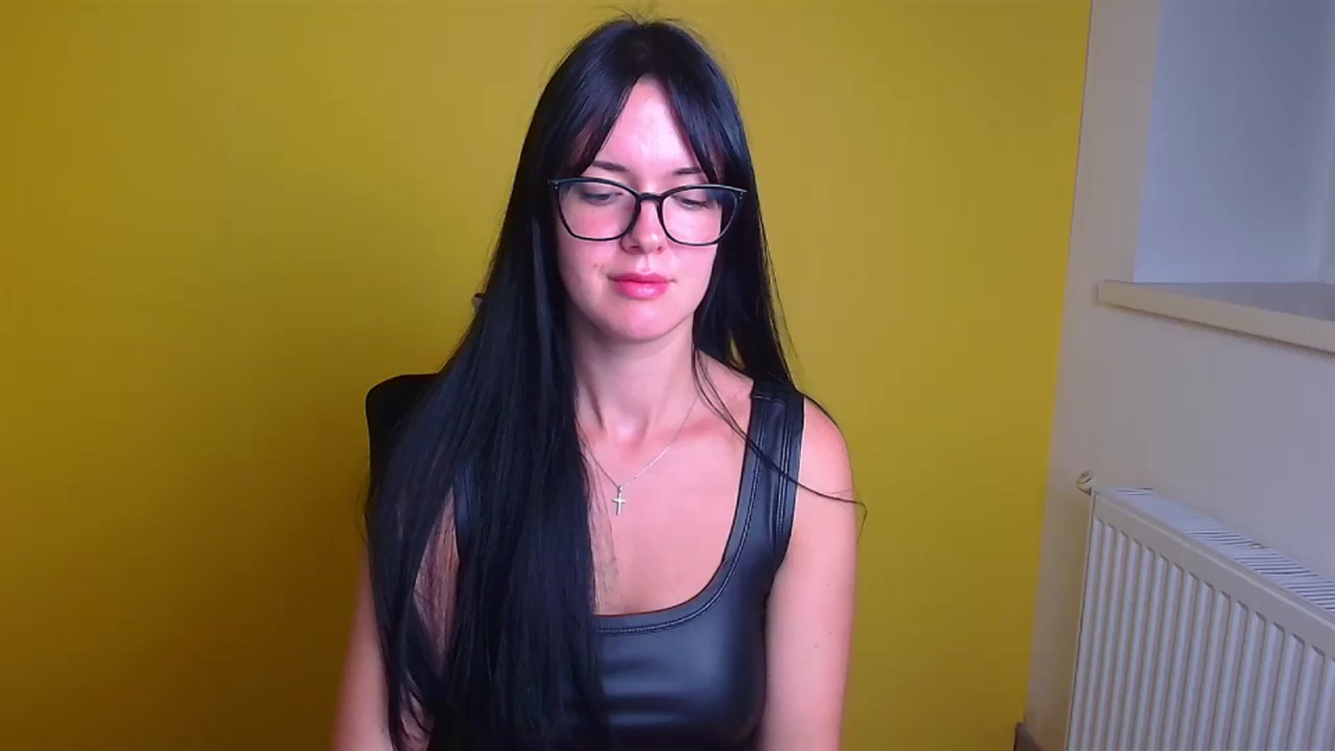 Gallery image thumbnail from Black_Red's myfreecams stream on, 09/07/2024, 07:16 image 1 of 20