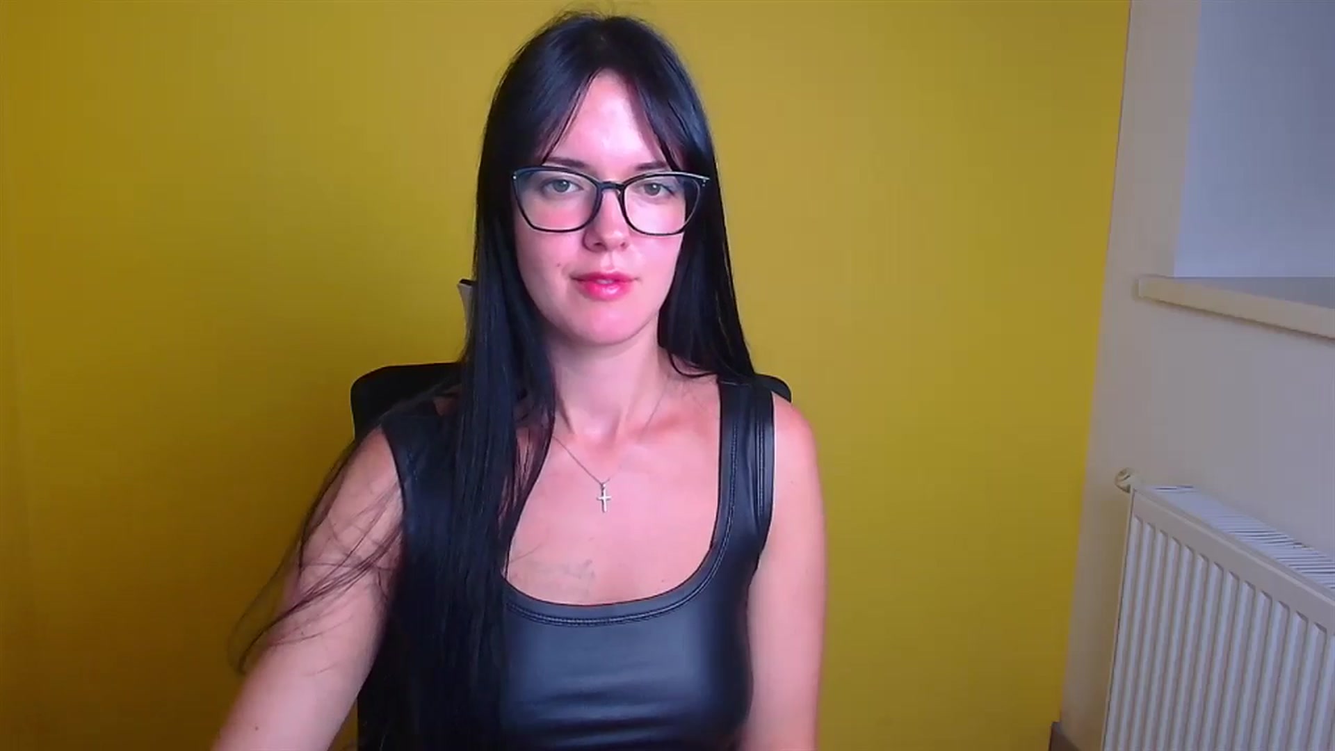 Gallery image thumbnail from Black_Red's myfreecams stream on, 09/07/2024, 08:23 image 9 of 20