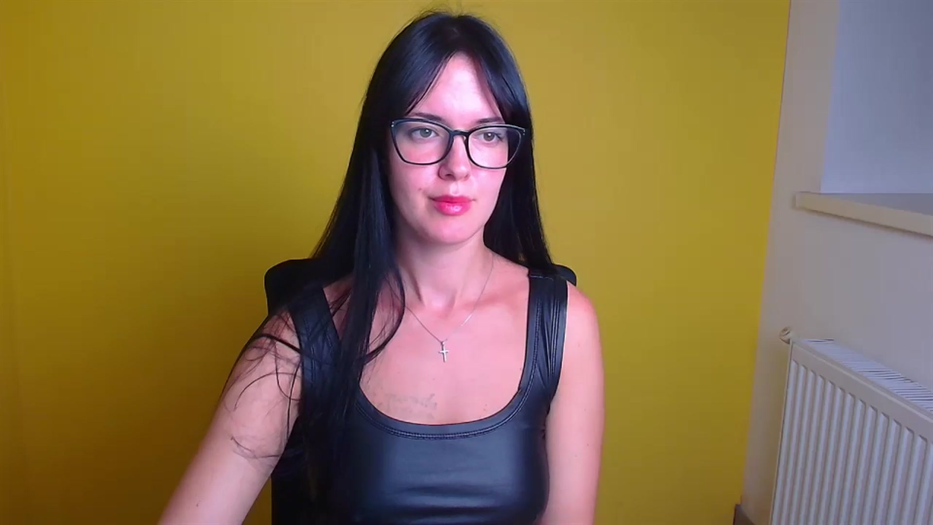 Gallery image thumbnail from Black_Red's myfreecams stream on, 09/07/2024, 08:23 image 2 of 20