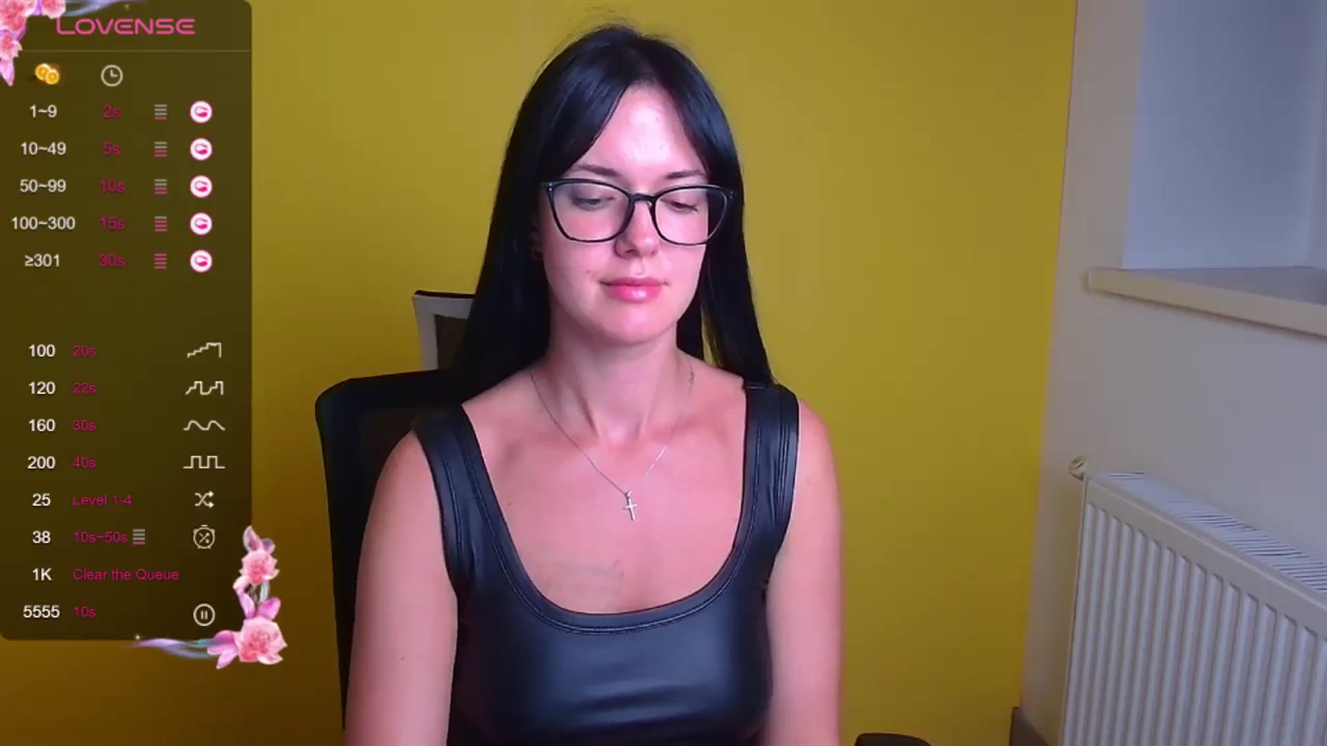 Gallery image thumbnail from Black_Red's myfreecams stream on, 09/07/2024, 11:34 image 13 of 20