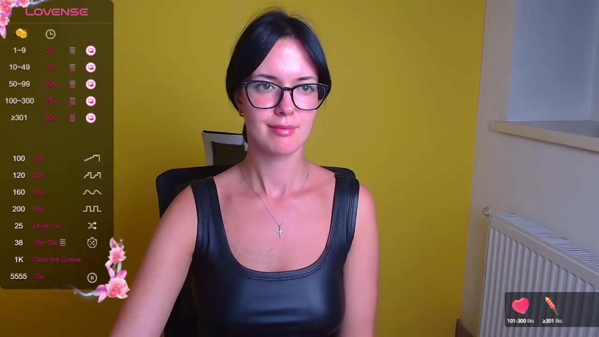 Gallery image thumbnail from Black_Red's myfreecams stream on, 09/07/2024, 11:34 image 19 of 20