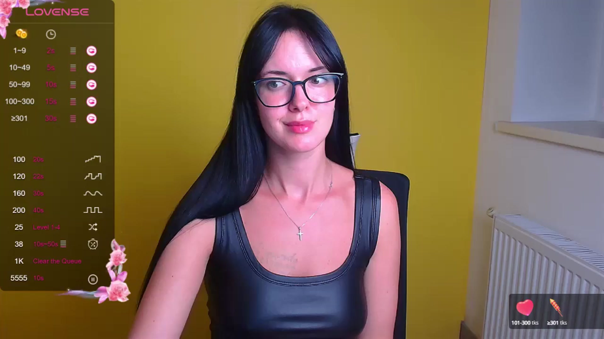 Gallery image thumbnail from Black_Red's myfreecams stream on, 09/07/2024, 11:34 image 2 of 20