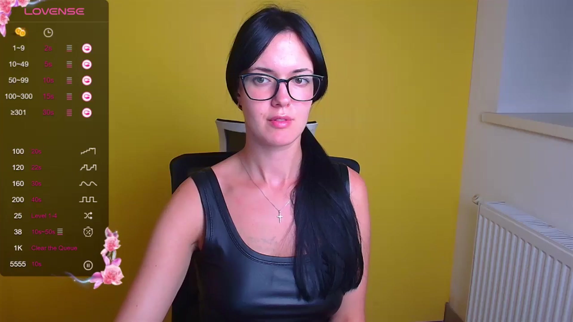 Gallery image thumbnail from Black_Red's myfreecams stream on, 09/07/2024, 12:47 image 13 of 20