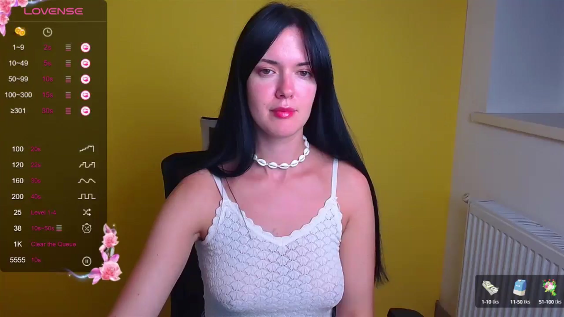 Gallery image thumbnail from Black_Red's myfreecams stream on, 09/08/2024, 18:39 image 13 of 20