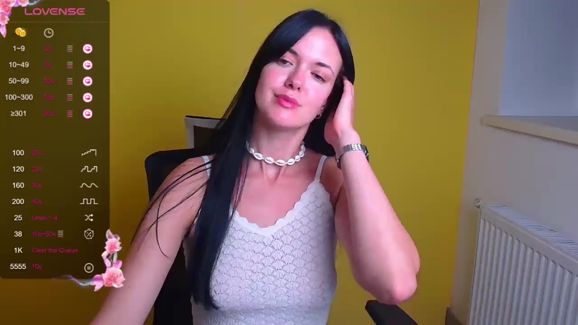 Gallery image thumbnail from Black_Red's myfreecams stream on, 09/08/2024, 19:04 image 19 of 20