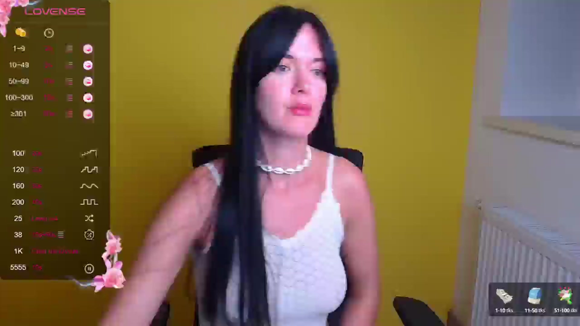 Gallery image thumbnail from Black_Red's myfreecams stream on, 09/08/2024, 19:26 image 5 of 20