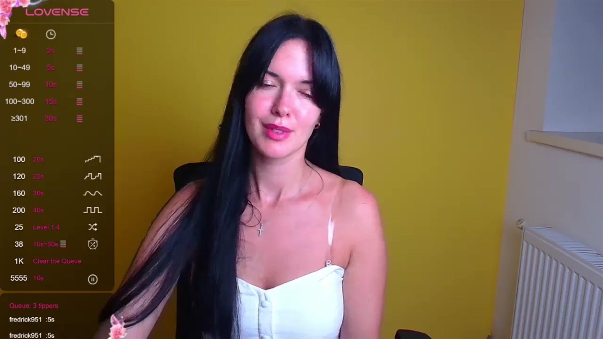 Gallery image thumbnail from Black_Red's myfreecams stream on, 09/11/2024, 19:17 image 13 of 20