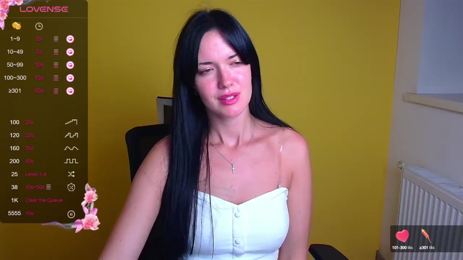 Gallery image thumbnail from Black_Red's myfreecams stream on, 09/11/2024, 21:10 image 1 of 20