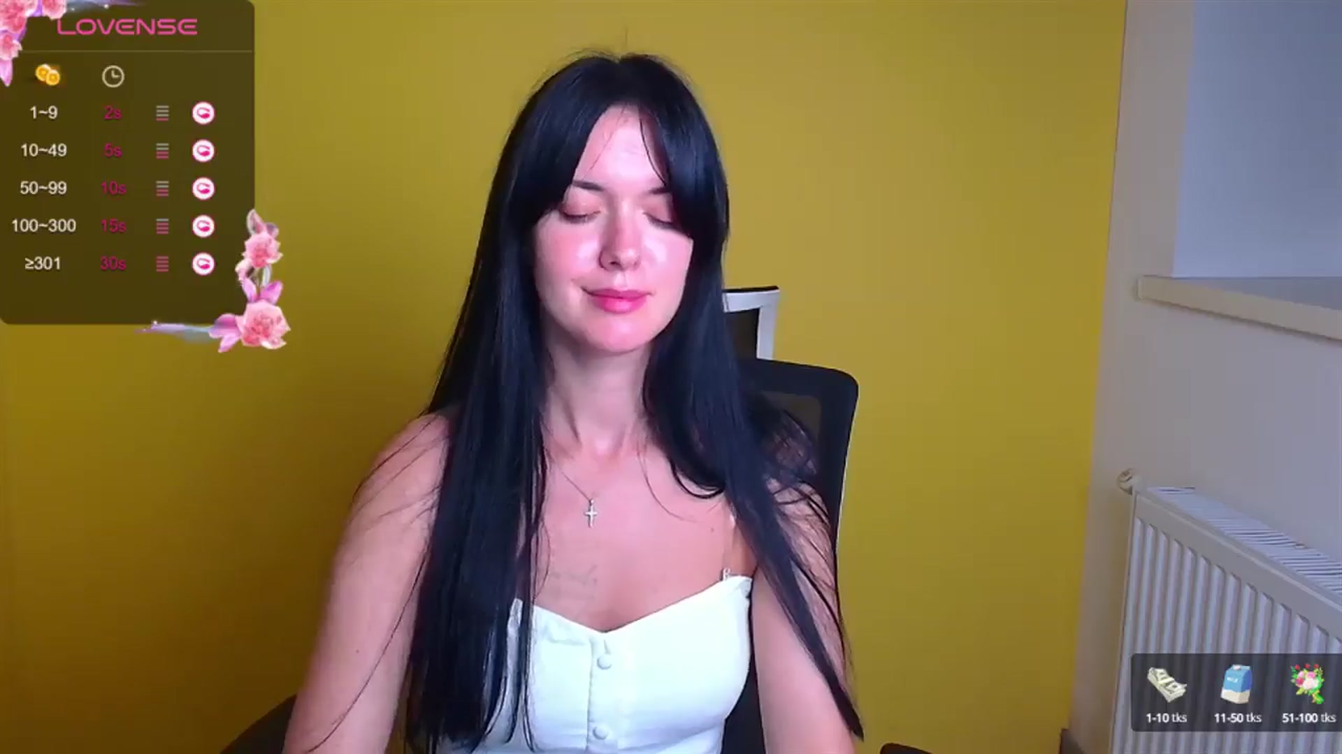Gallery image thumbnail from Black_Red's myfreecams stream on, 09/11/2024, 23:58 image 10 of 20