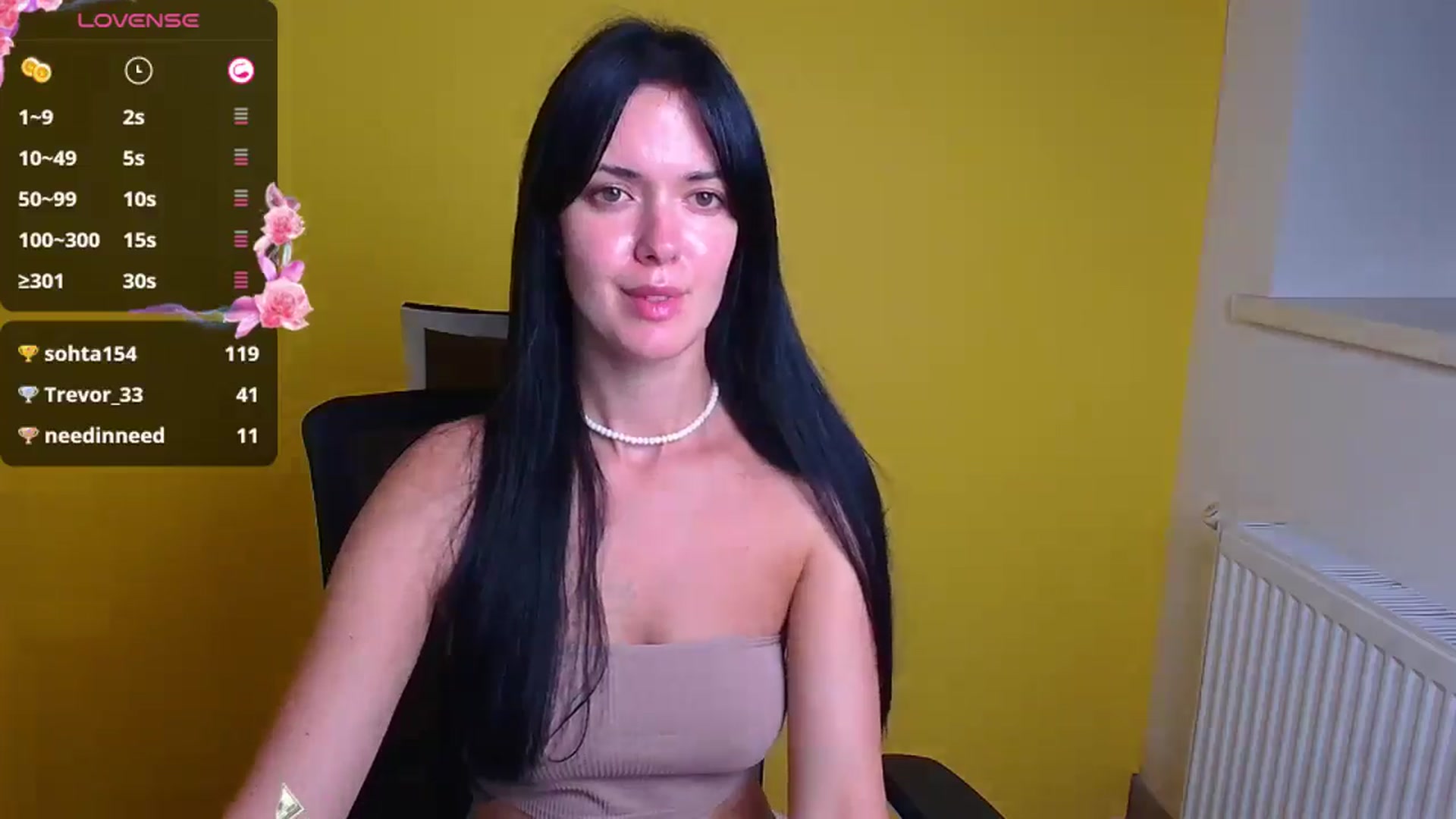 Gallery image thumbnail from Black_Red's myfreecams stream on, 09/14/2024, 12:53 image 15 of 20